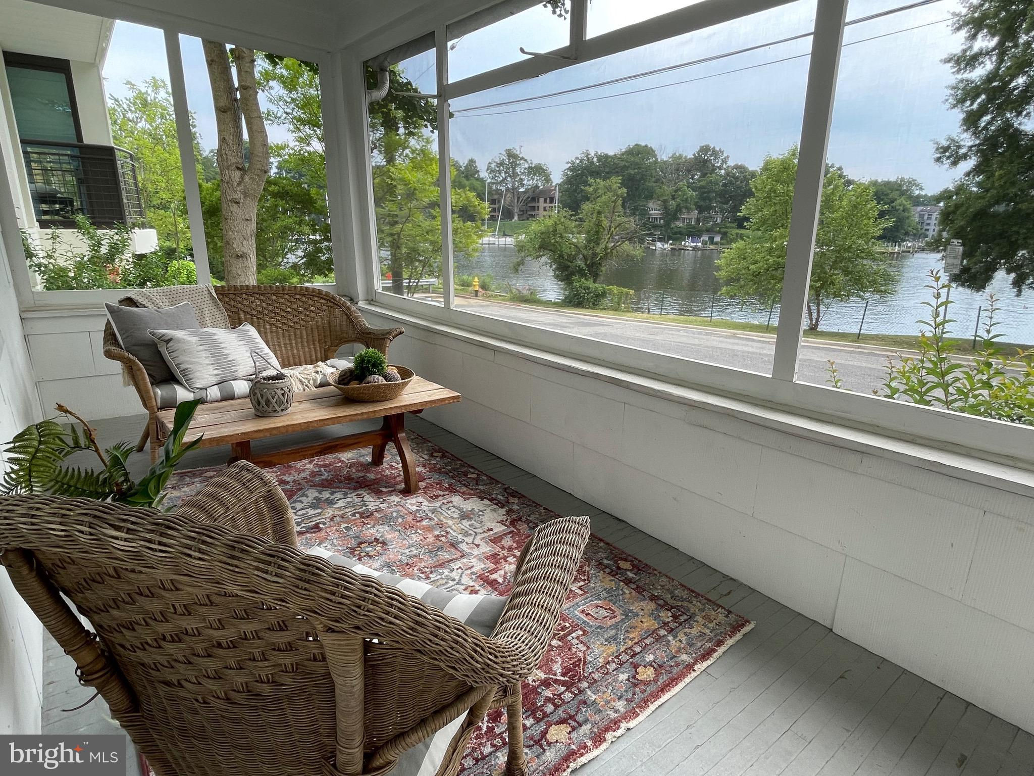 MURRAY HILL - Residential