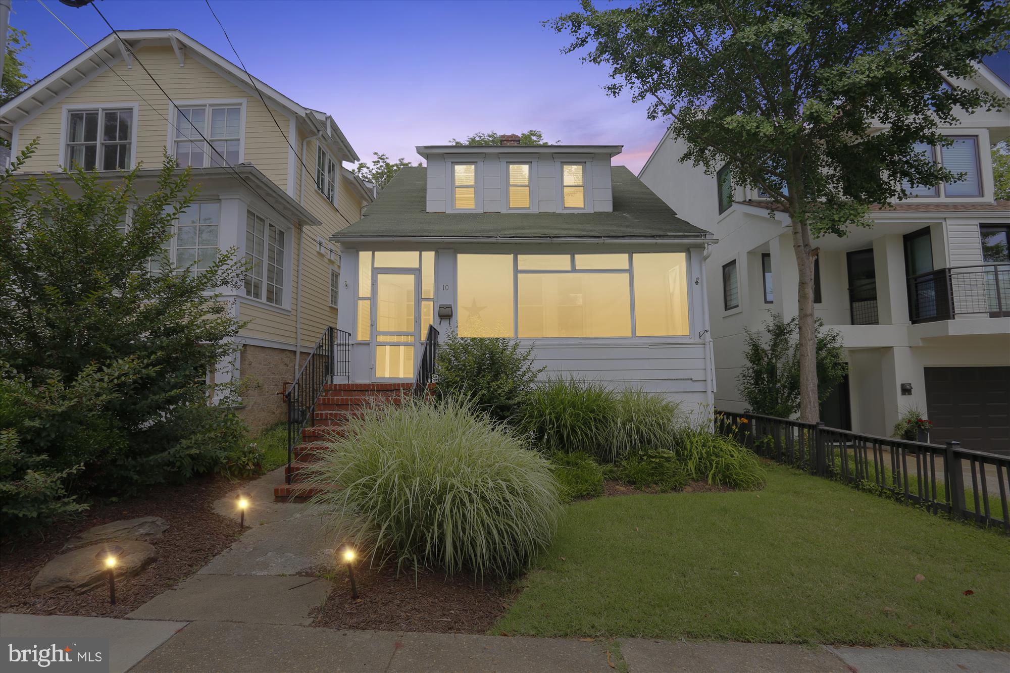 MURRAY HILL - Residential