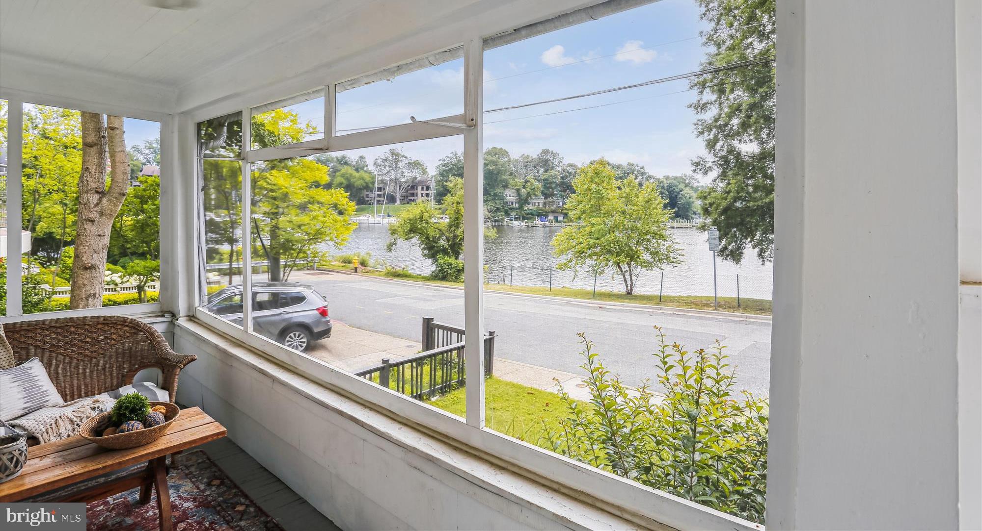 MURRAY HILL - Residential