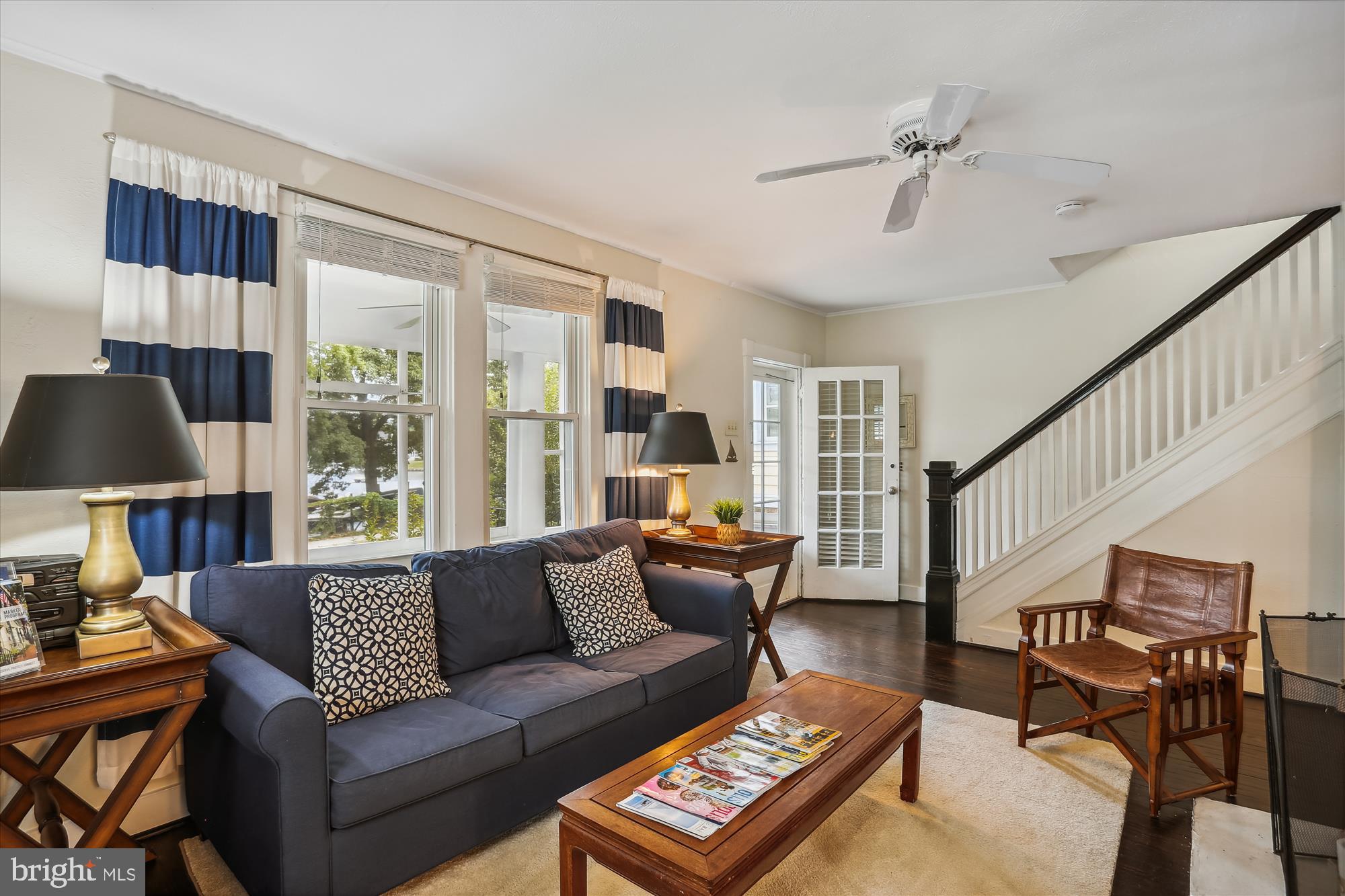 MURRAY HILL - Residential