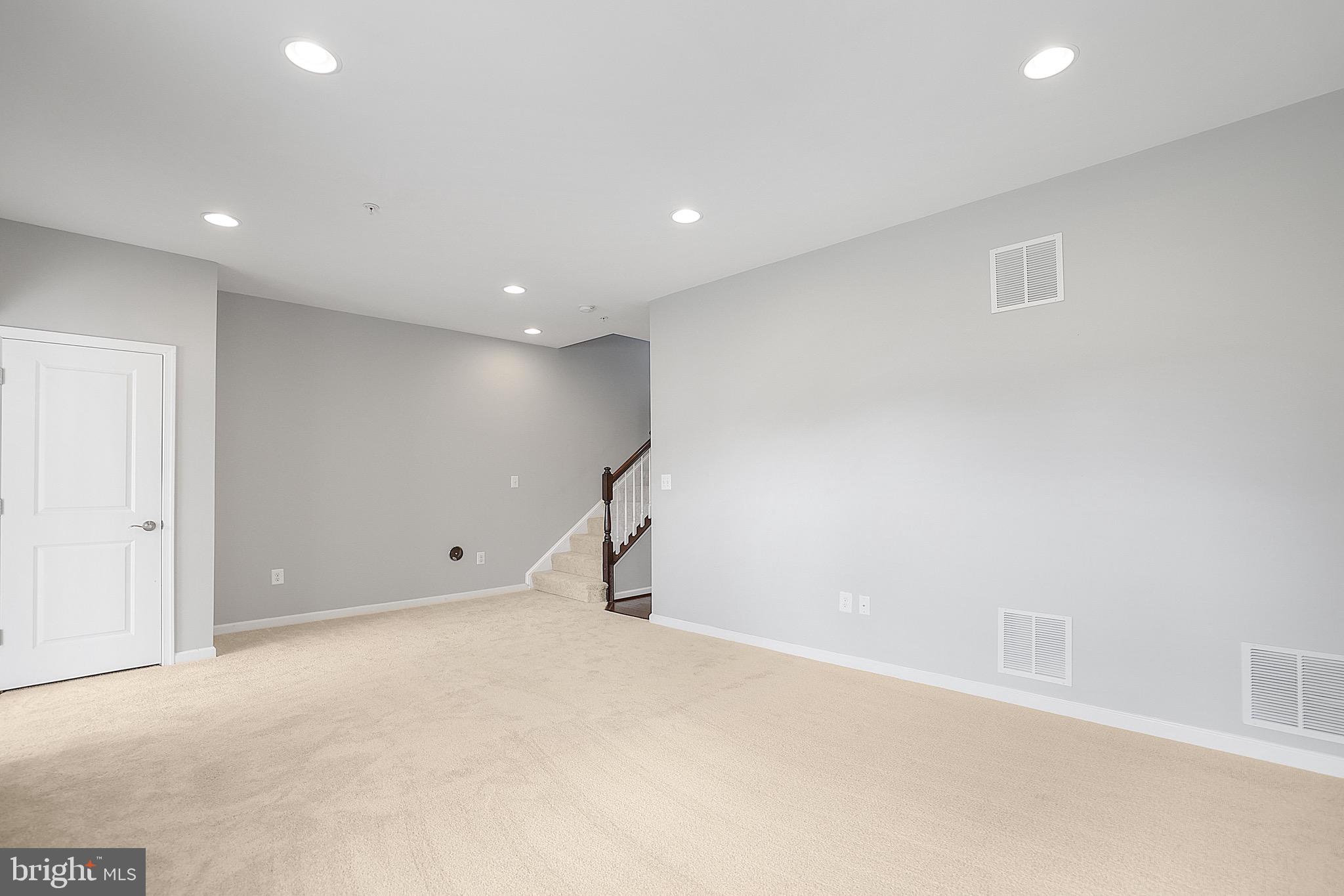 WINCOPIA FARMS - Residential