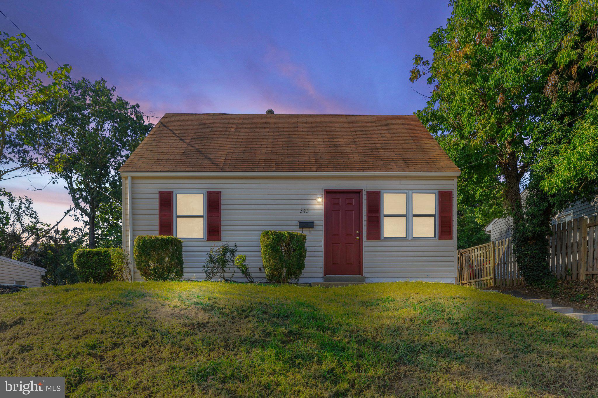 MANASSAS PARK - Residential Lease