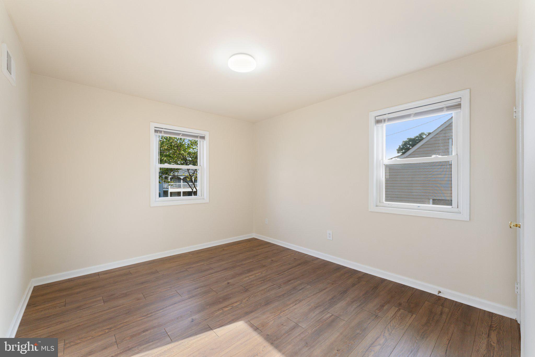 MANASSAS PARK - Residential Lease