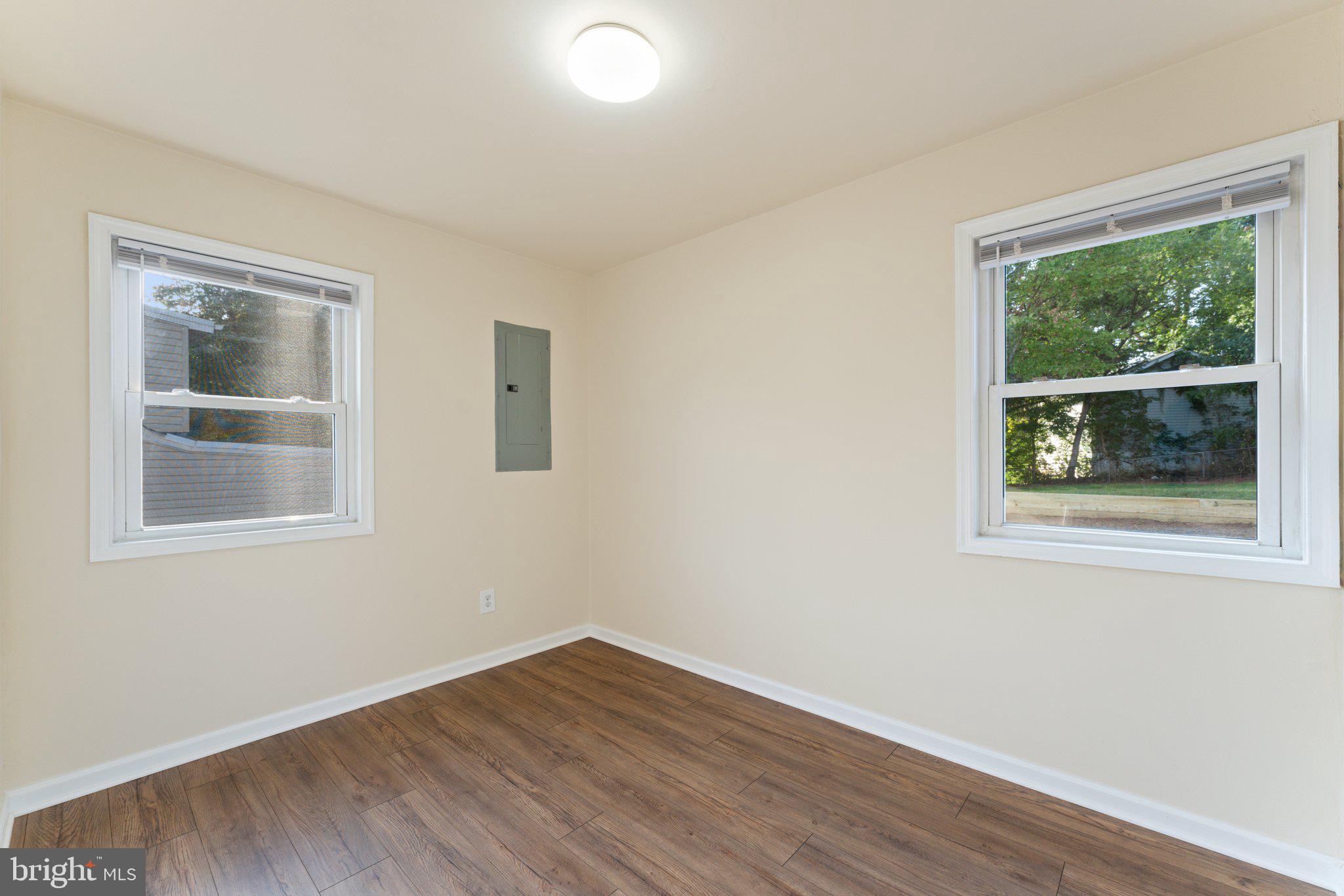 MANASSAS PARK - Residential Lease