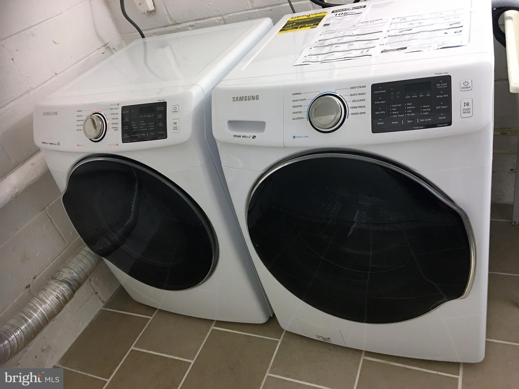 FOX RIDGE MANOR - Residential Lease