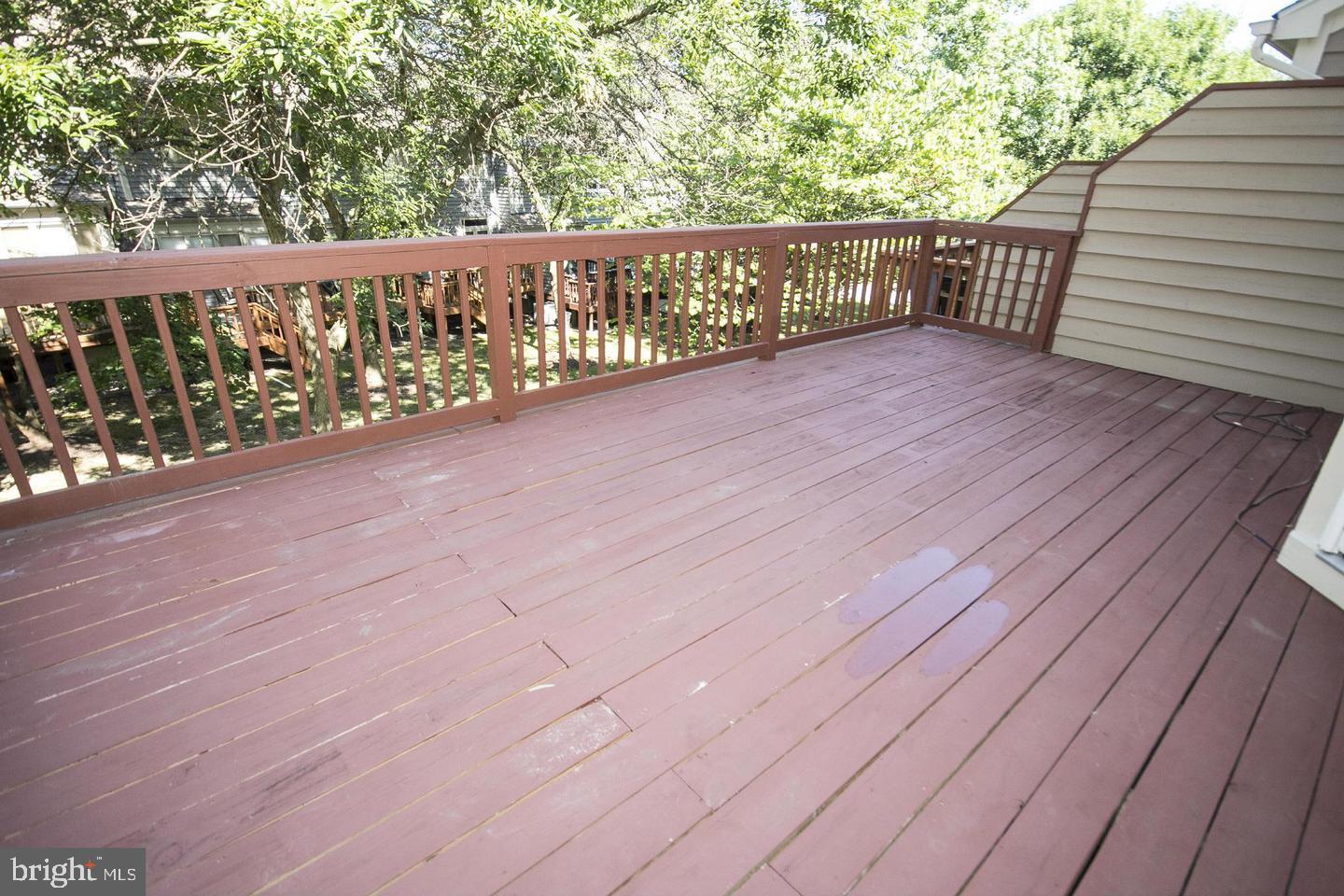 SUMMIT CHASE - Residential Lease