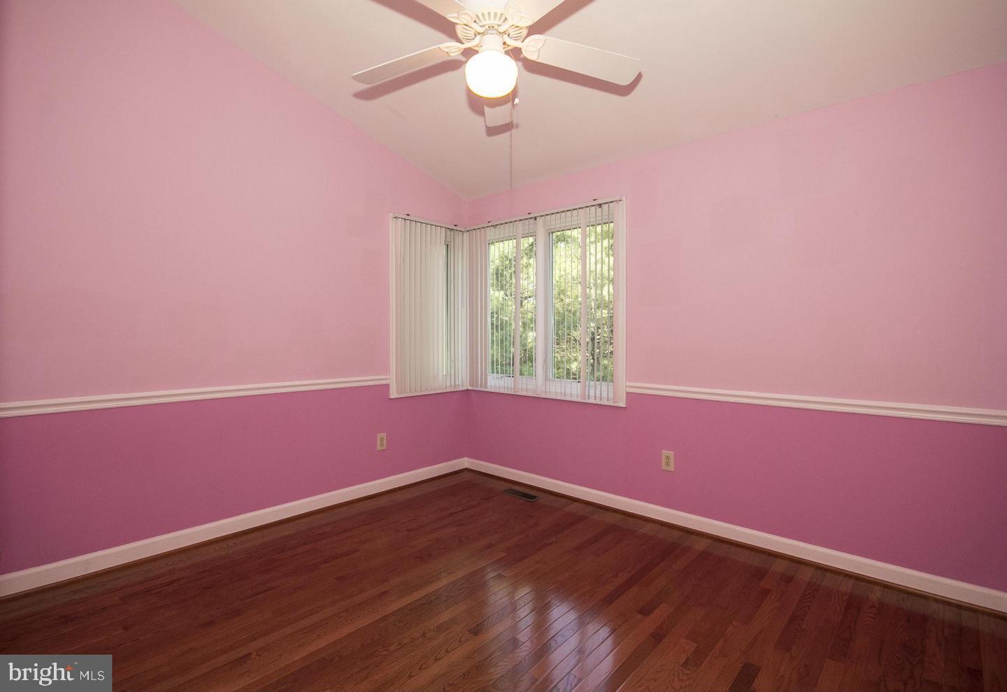 SUMMIT CHASE - Residential Lease