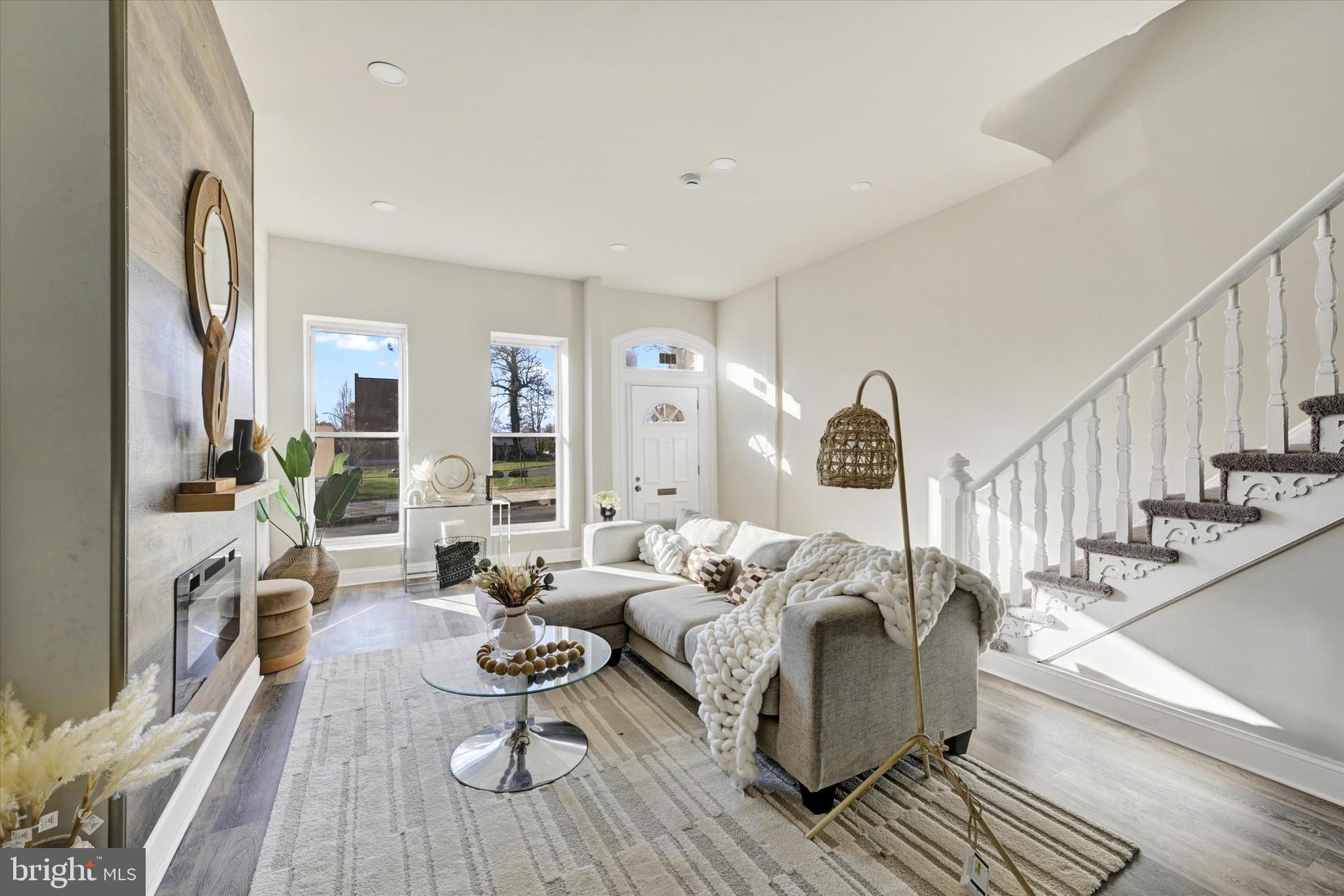 UPTON - Residential Lease