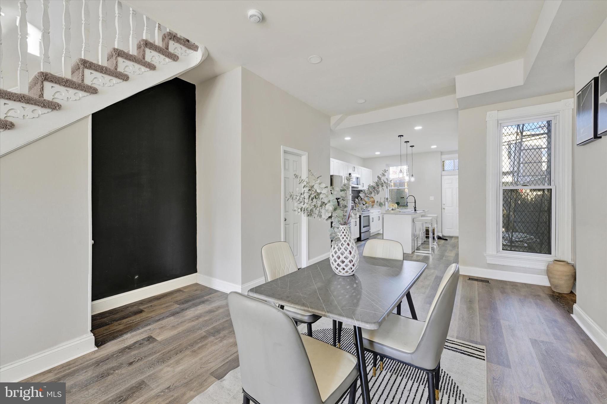 UPTON - Residential Lease