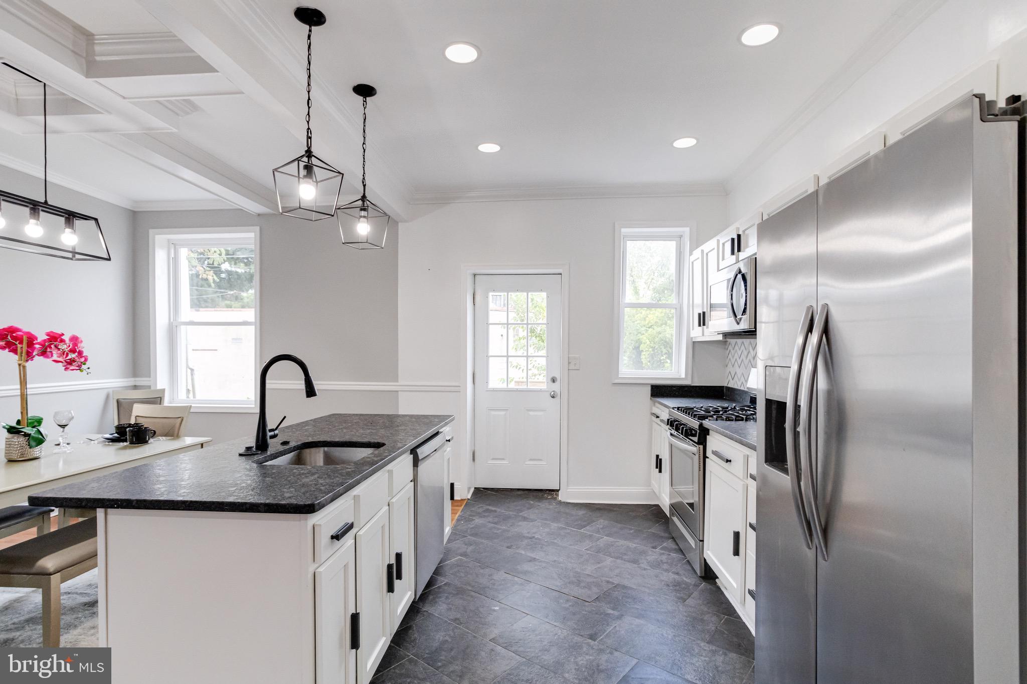 ROSEMONT - Residential