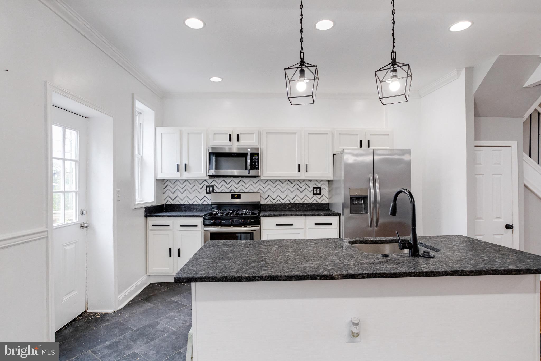 ROSEMONT - Residential