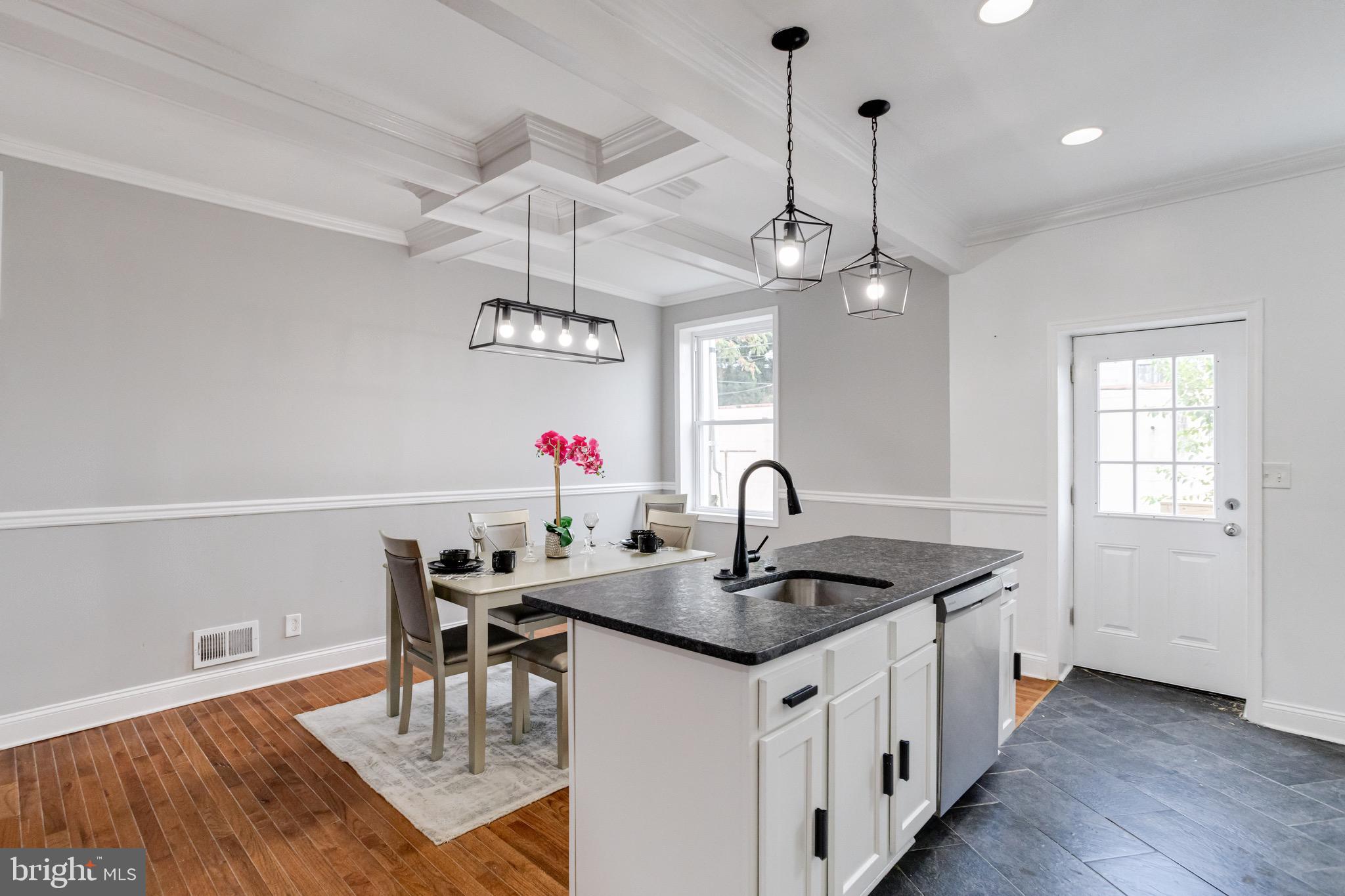 ROSEMONT - Residential