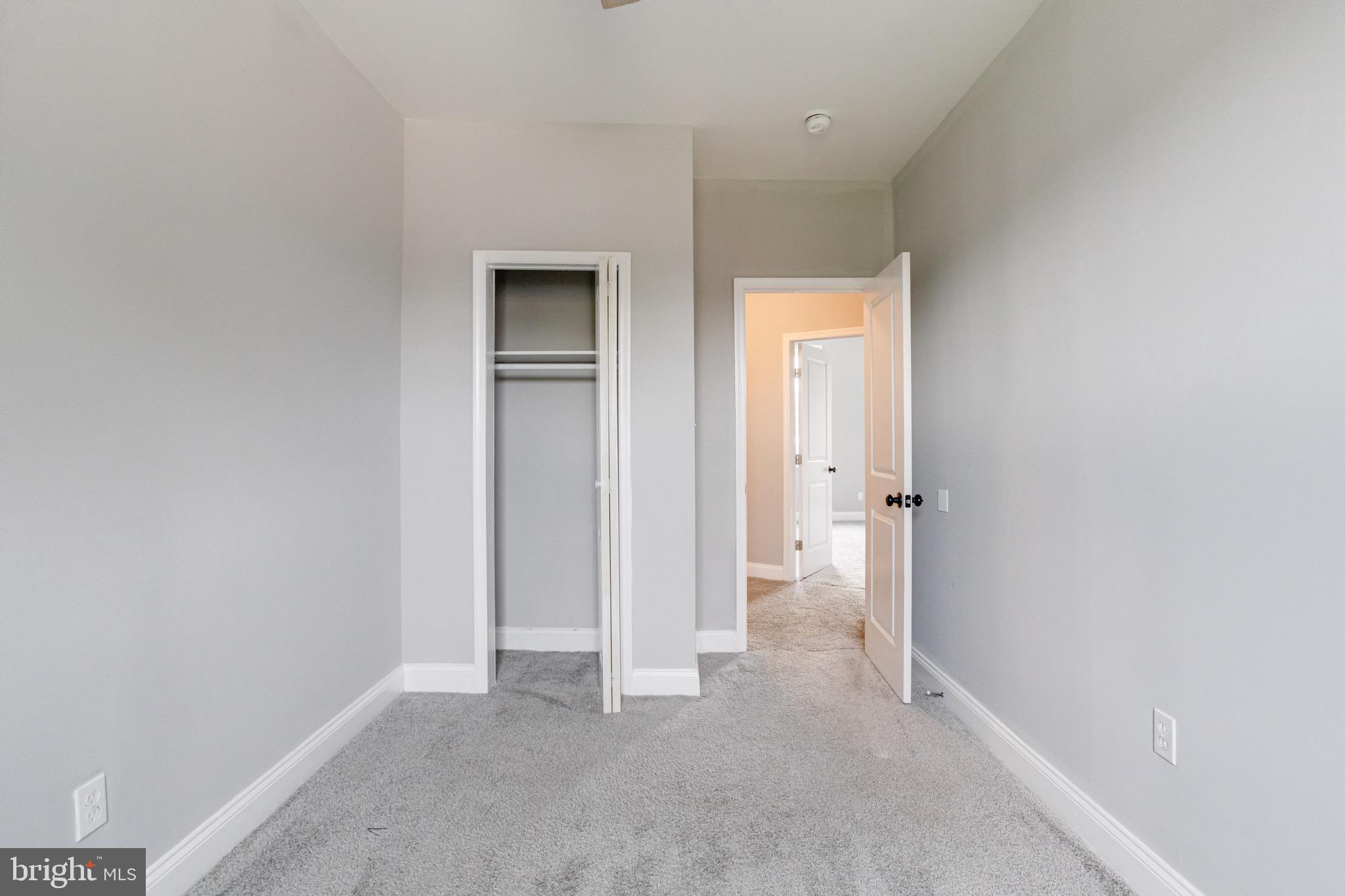 ROSEMONT - Residential