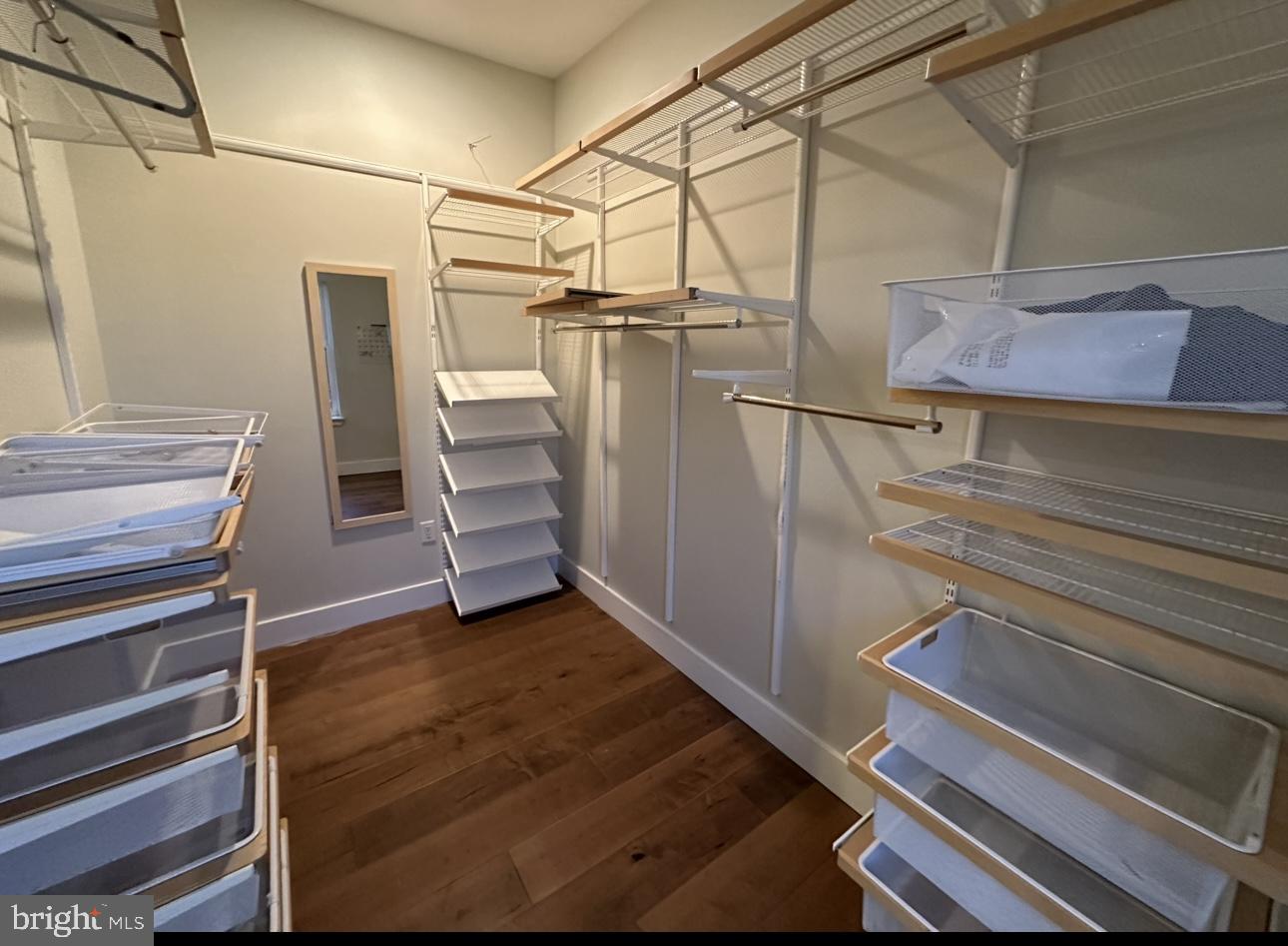 FAIRMOUNT - Residential Lease