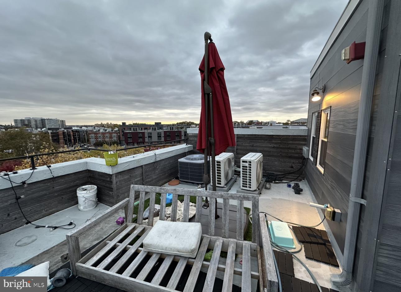 FAIRMOUNT - Residential Lease