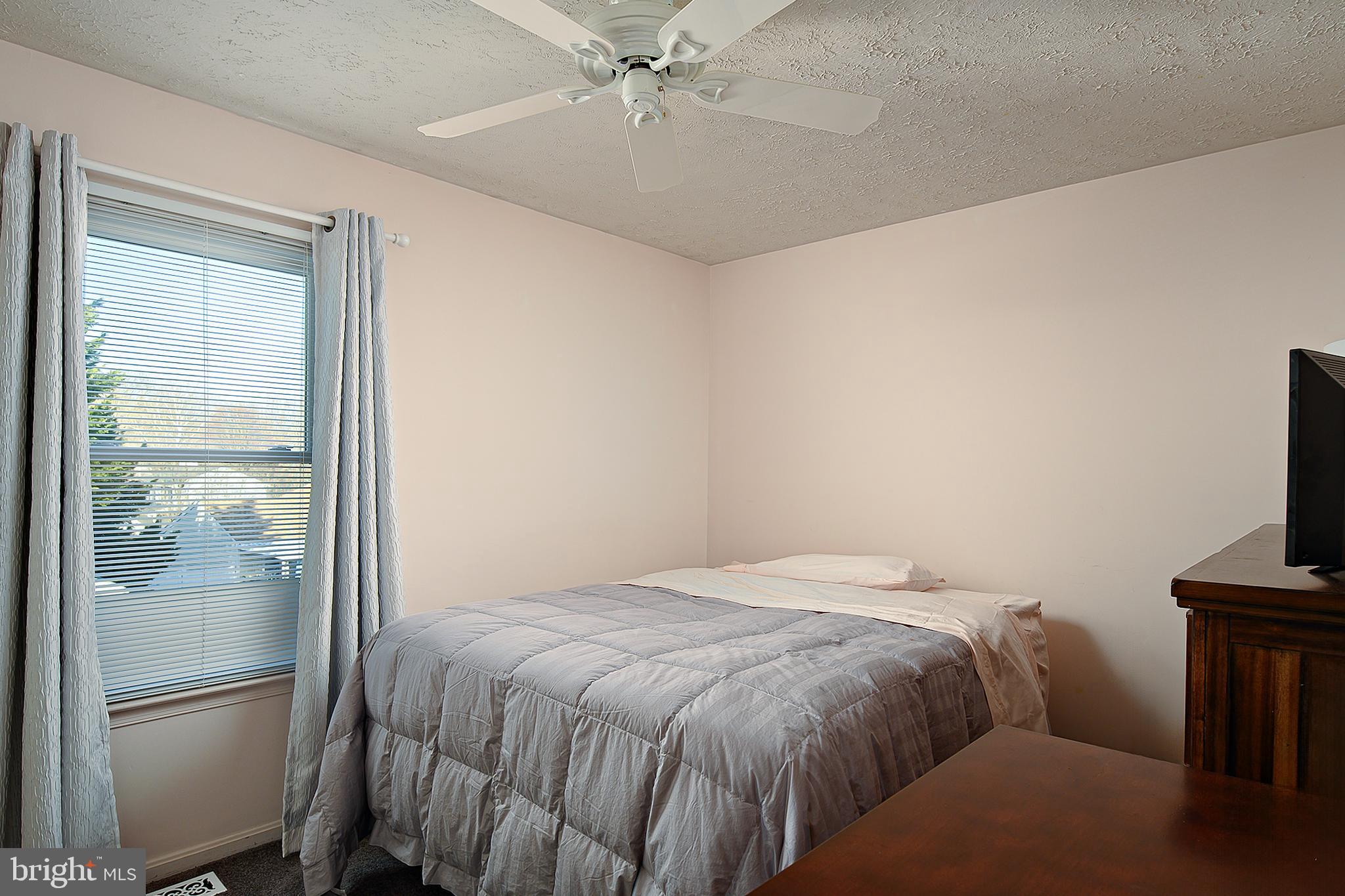 MAYFIELD WOODS - Residential