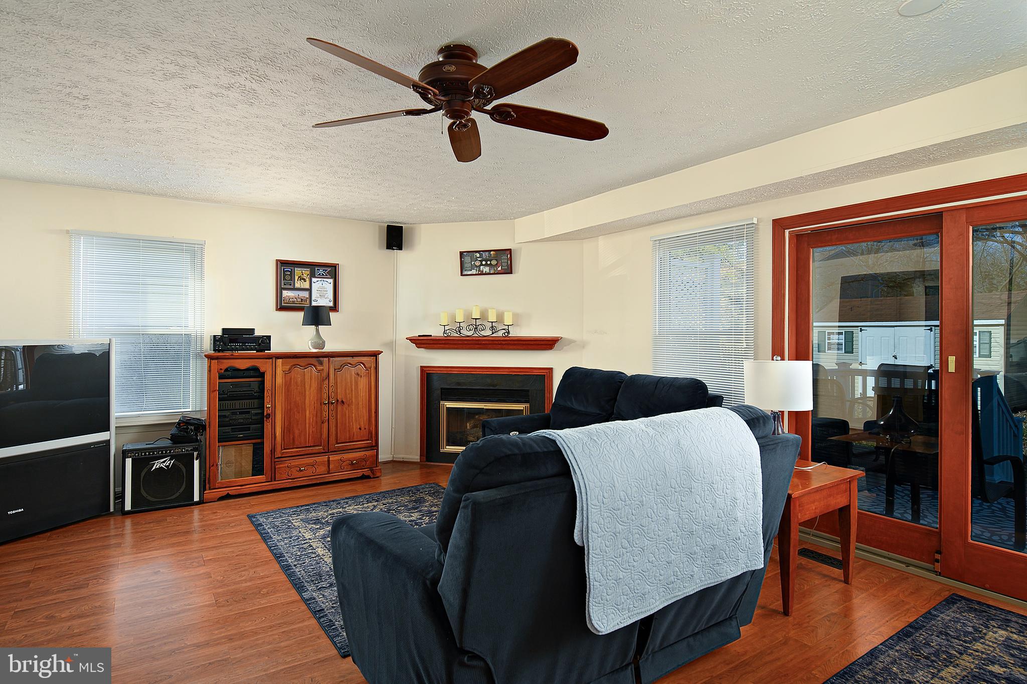 MAYFIELD WOODS - Residential