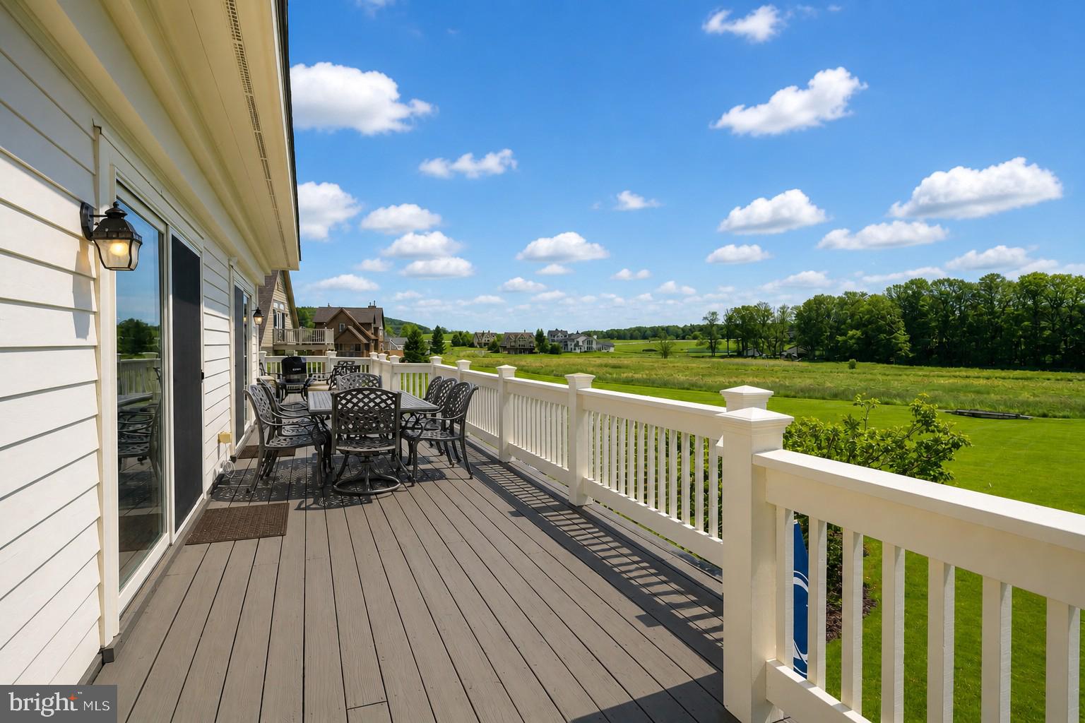 WATERFRONT GREENS - Residential
