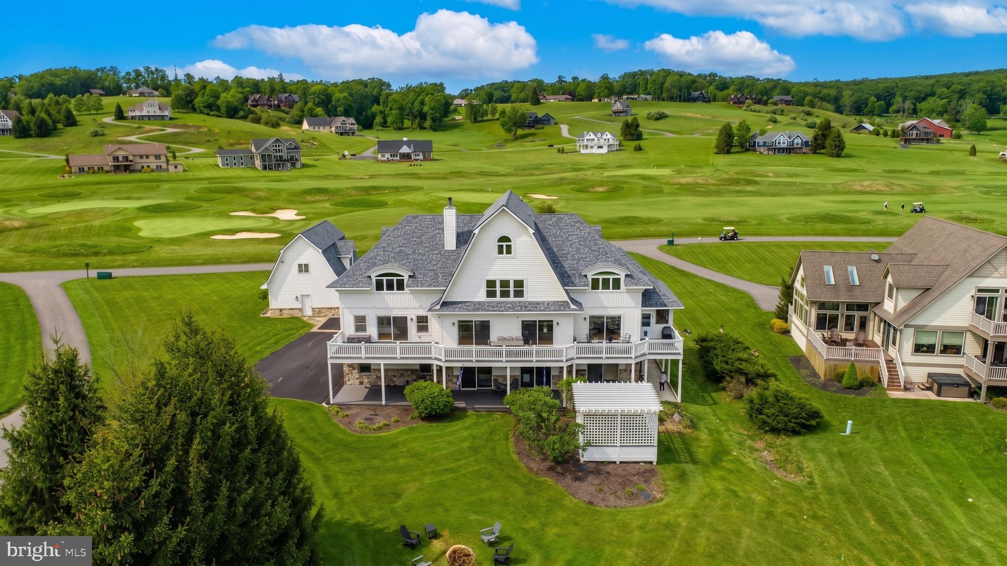 WATERFRONT GREENS - Residential
