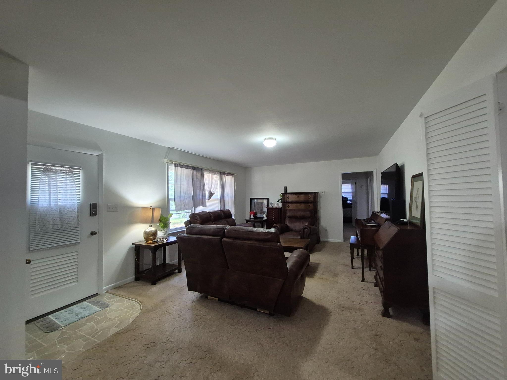 707 W MORRIS LEONARD ROAD