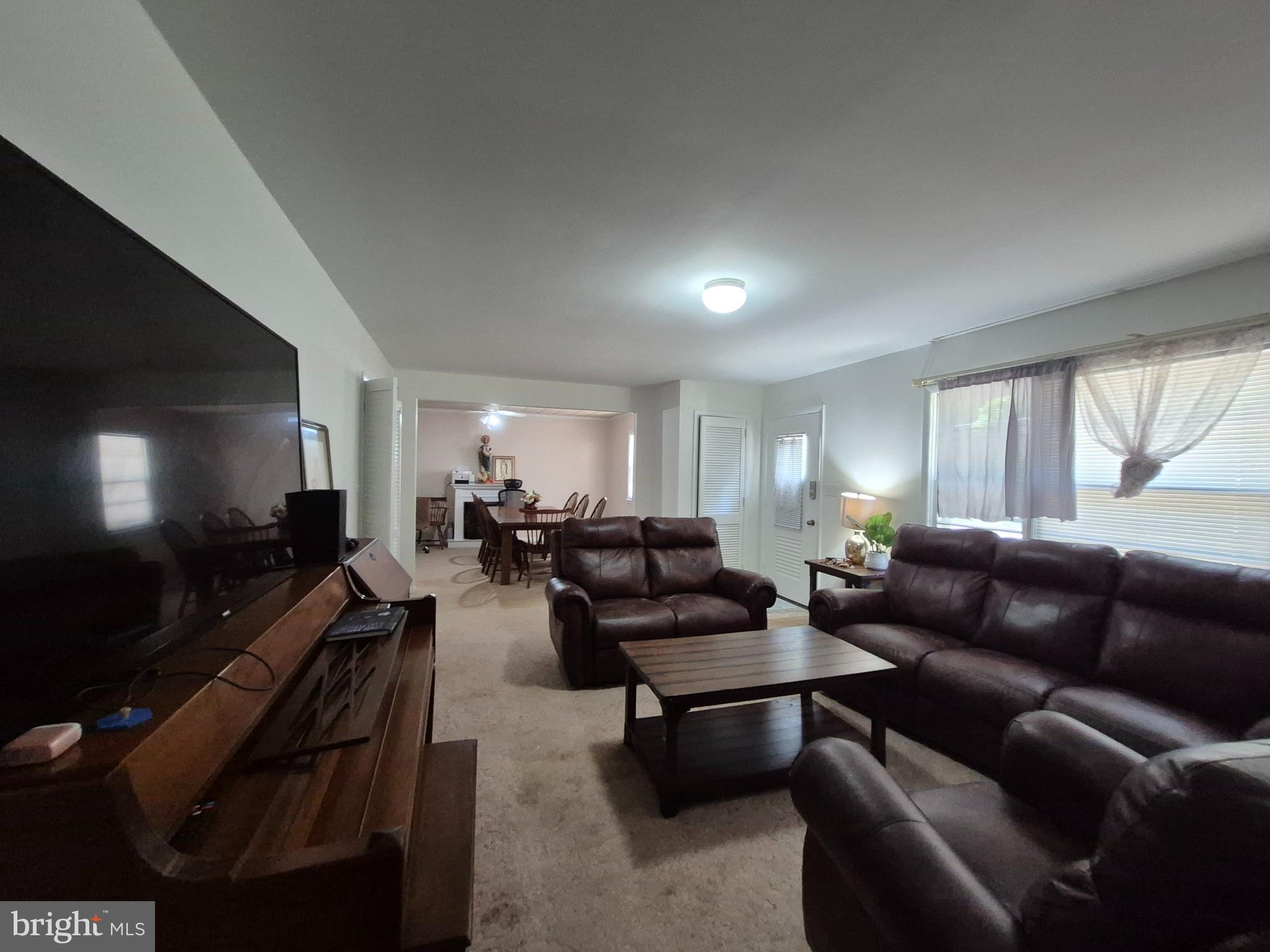 707 W MORRIS LEONARD ROAD