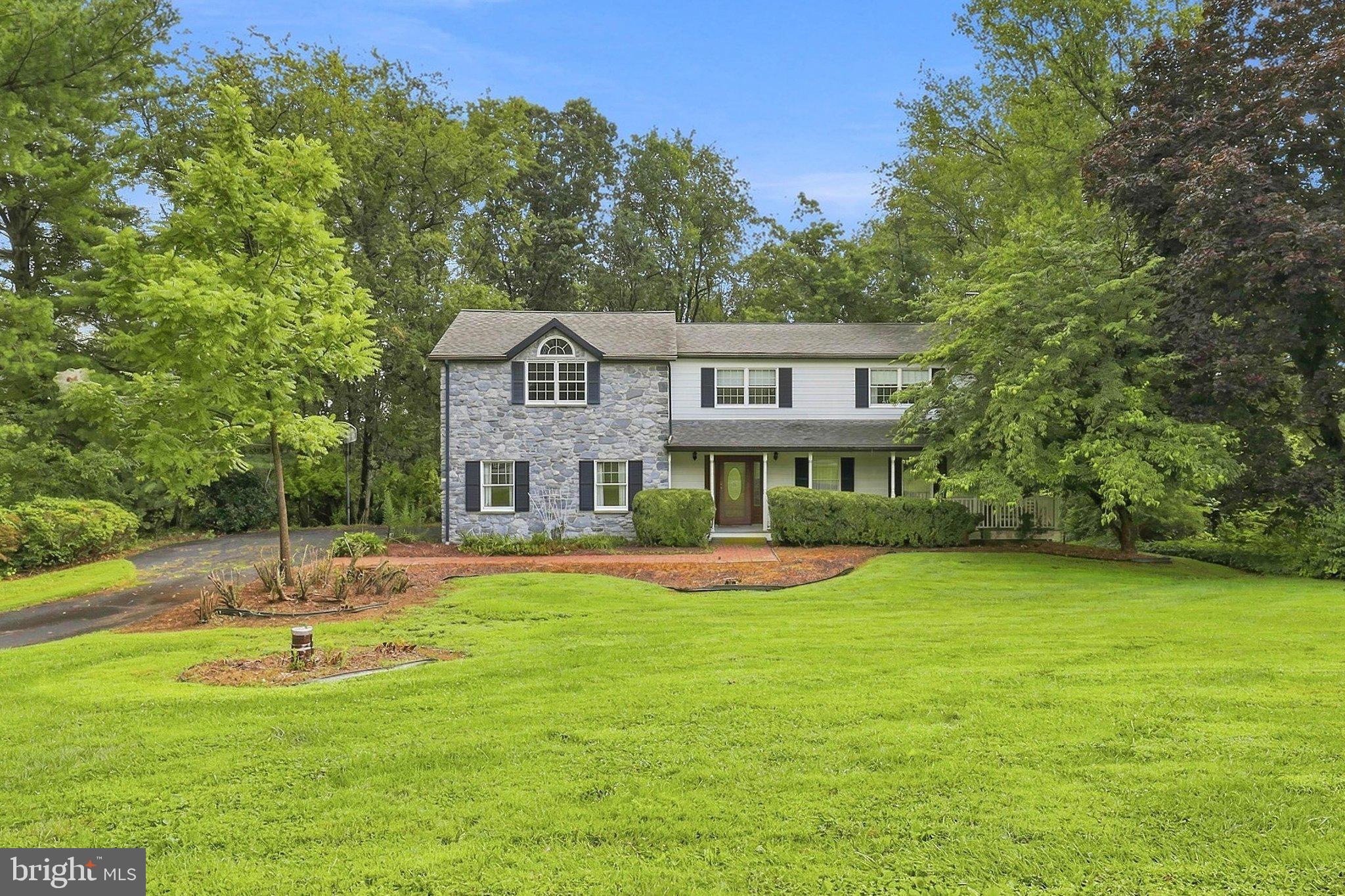 158 LONG LANE