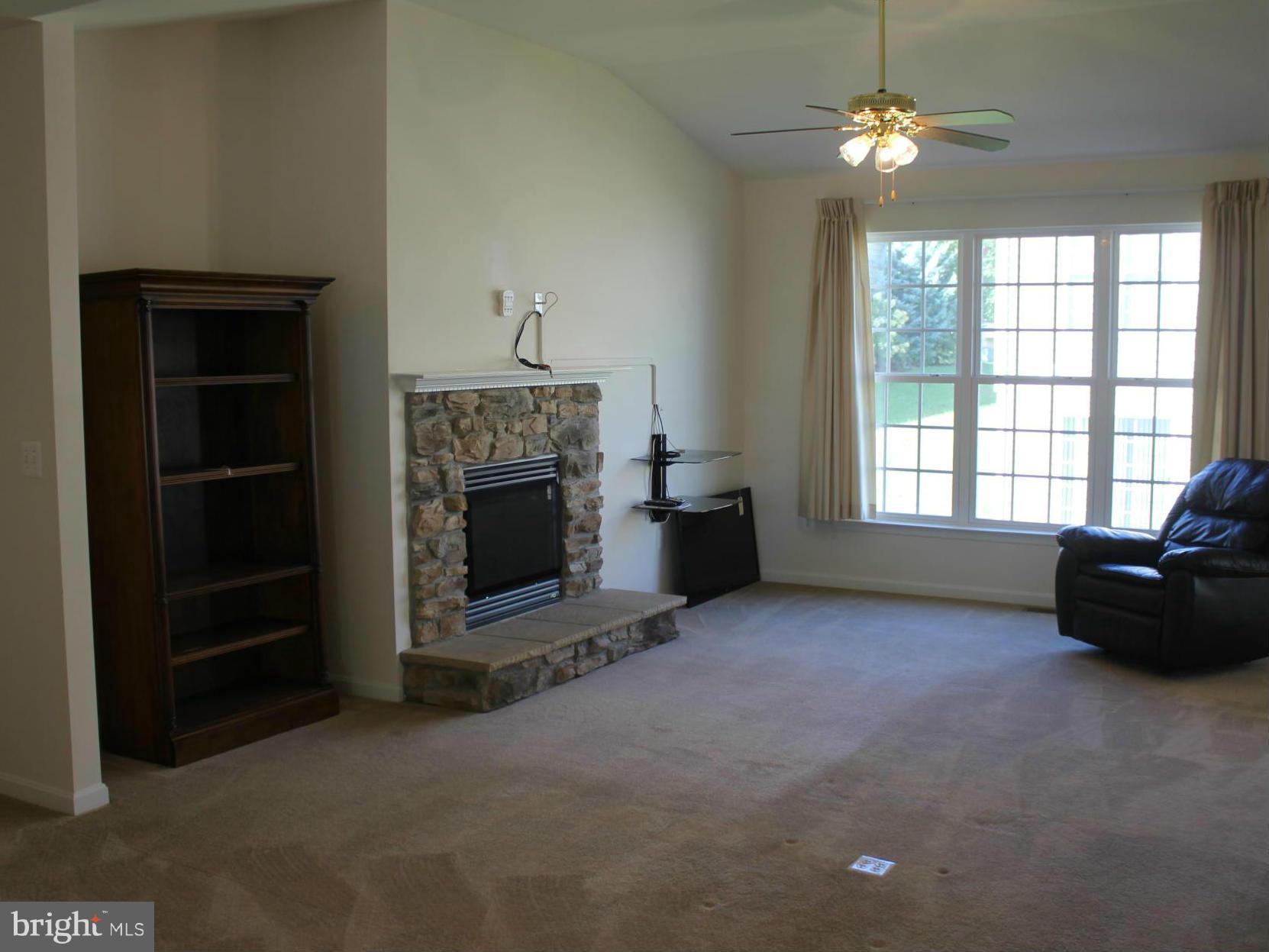 HOMEPLACE ON PELHAMS REACH - Residential