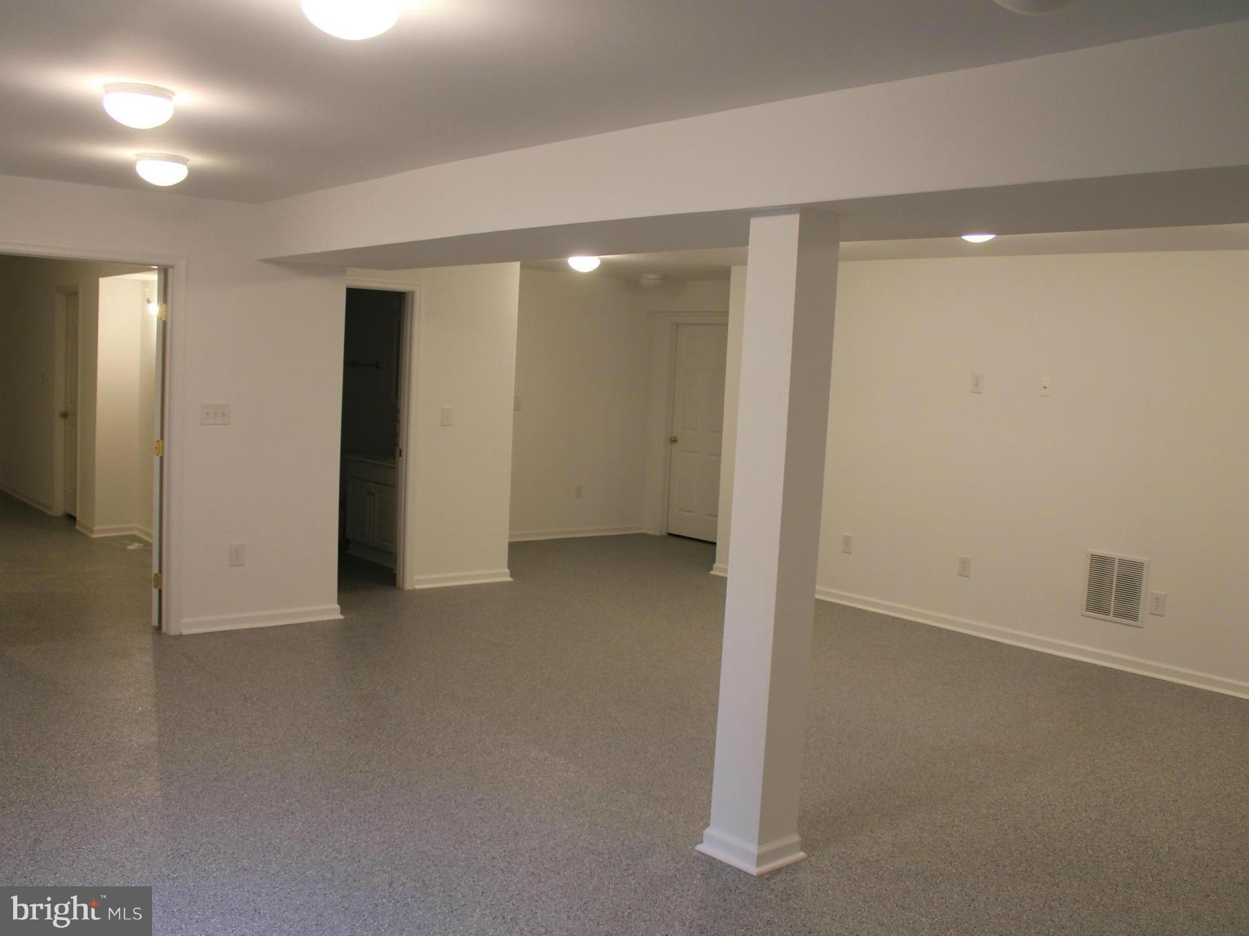 HOMEPLACE ON PELHAMS REACH - Residential