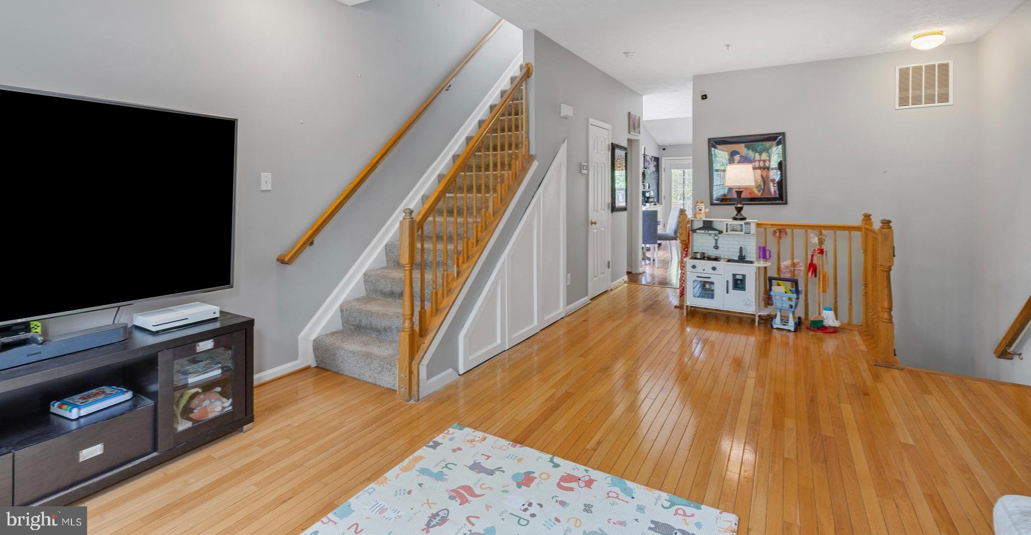 OWINGS MILLS - Residential