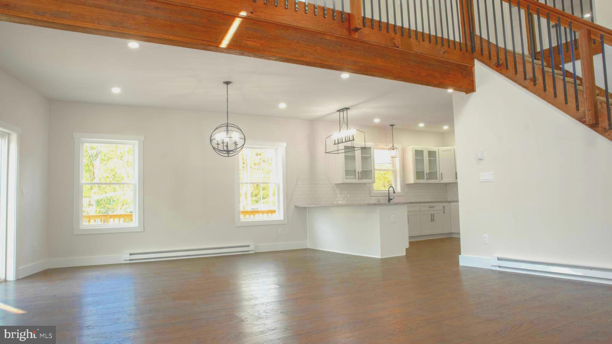 TOWAMENSING TRAIL - Residential