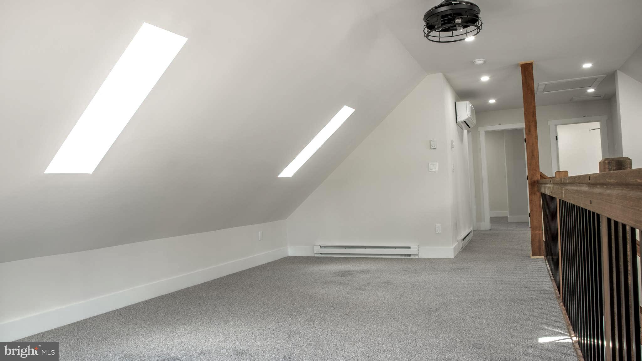 TOWAMENSING TRAIL - Residential