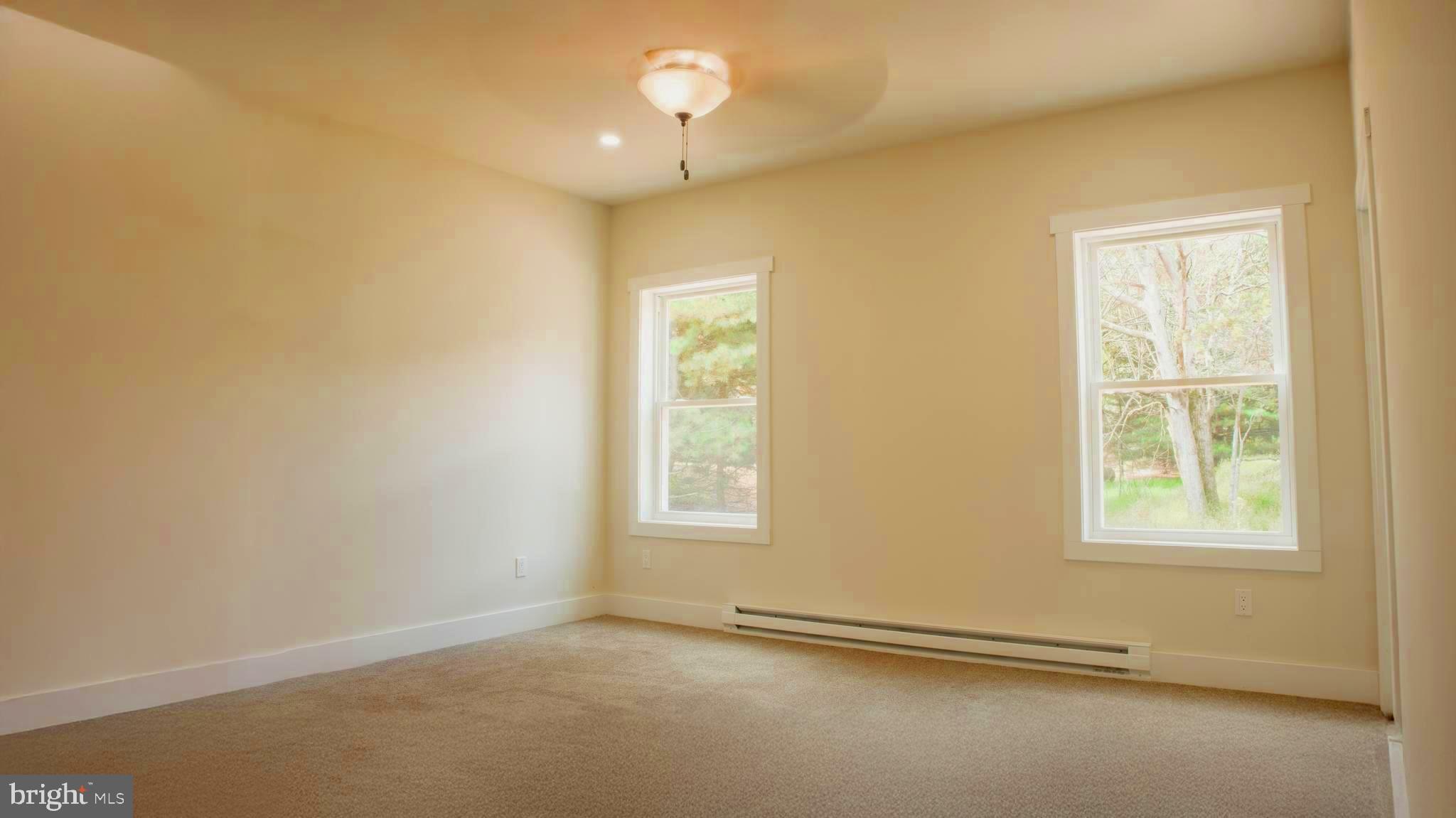 TOWAMENSING TRAIL - Residential