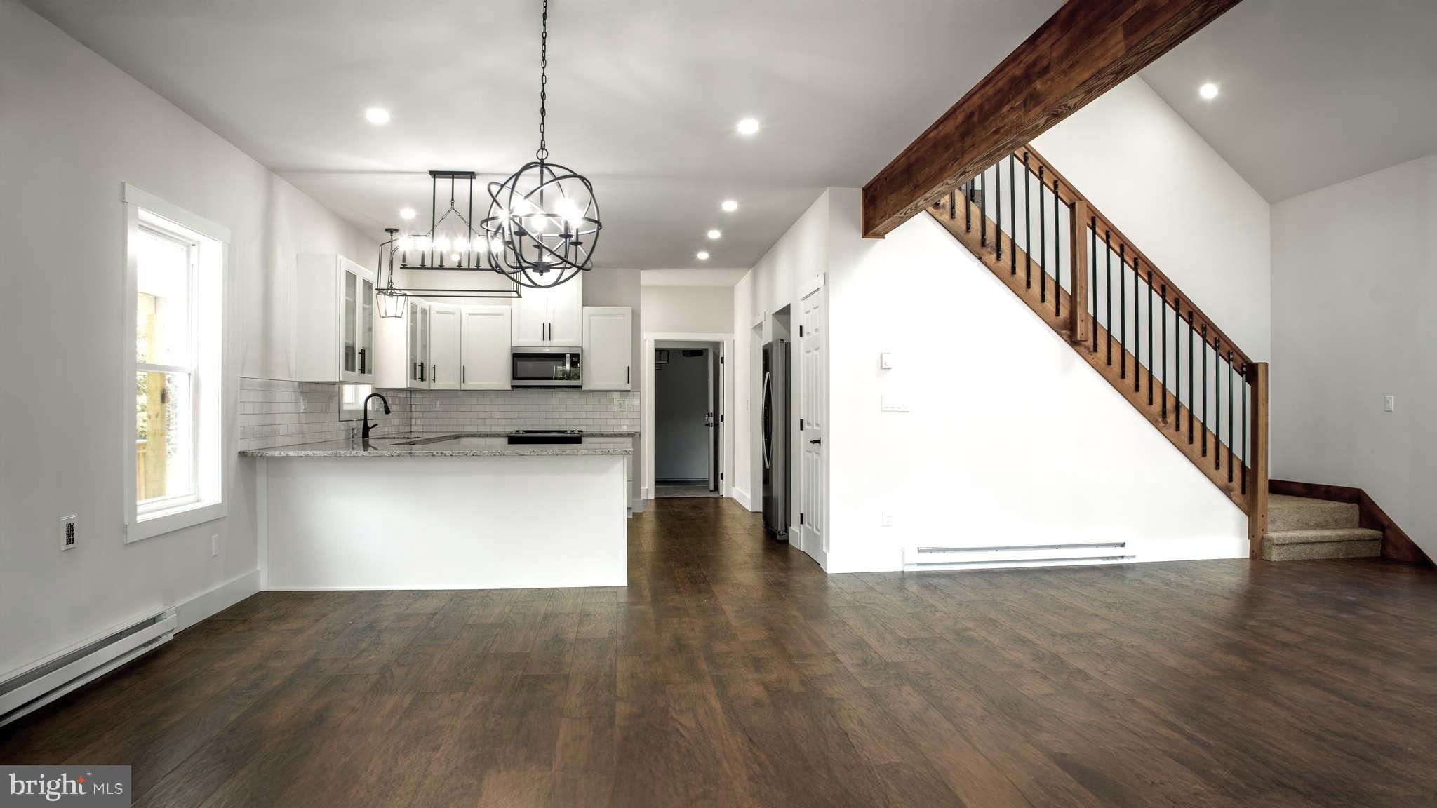 TOWAMENSING TRAIL - Residential