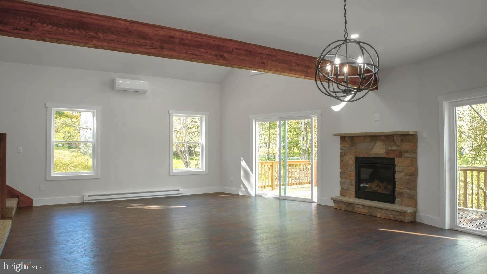 TOWAMENSING TRAIL - Residential