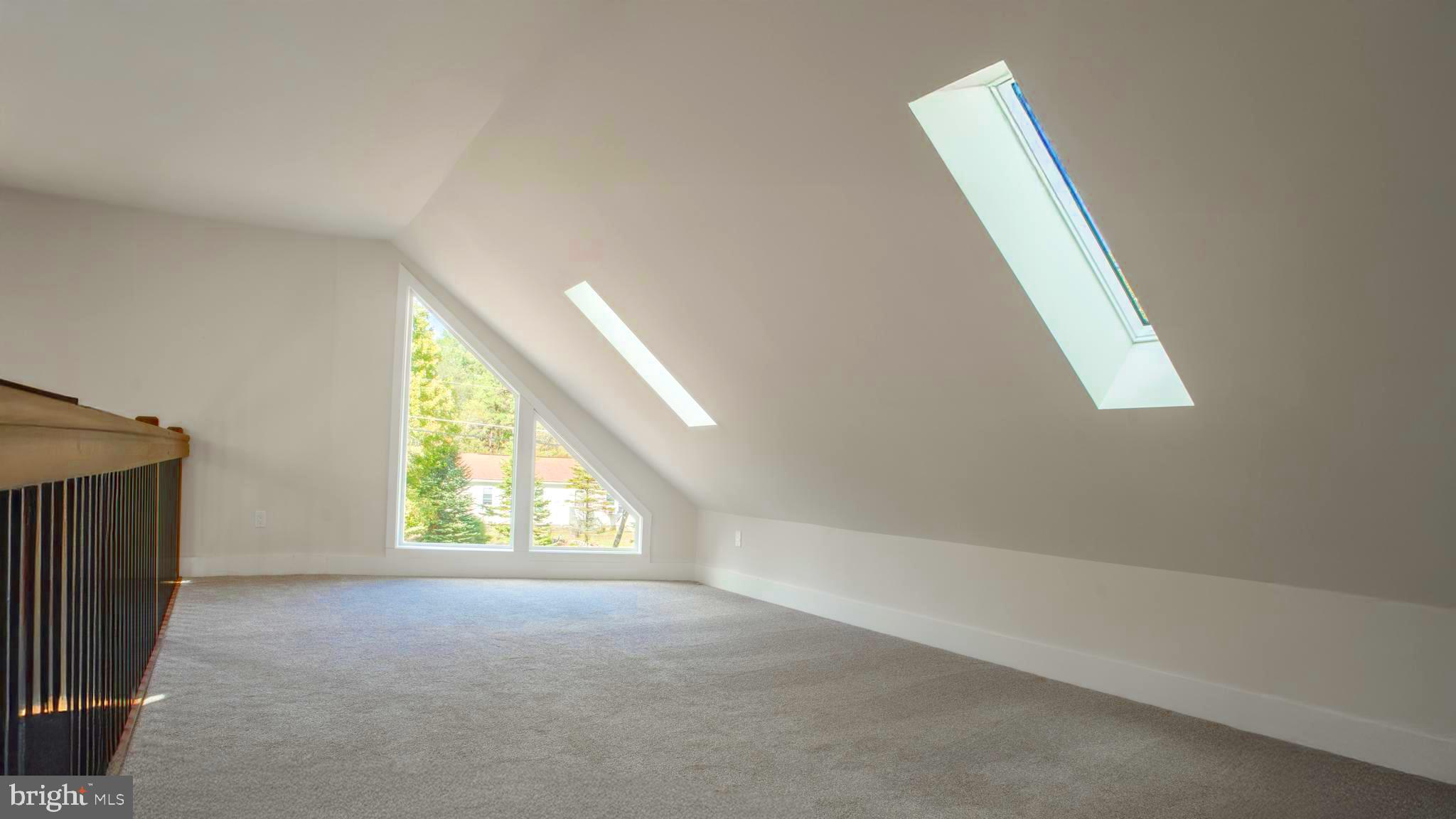 TOWAMENSING TRAIL - Residential