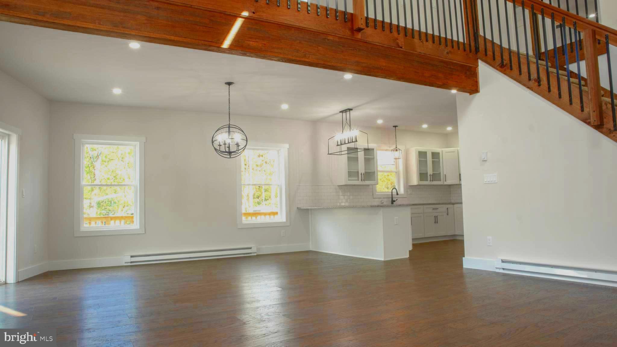 TOWAMENSING TRAIL - Residential