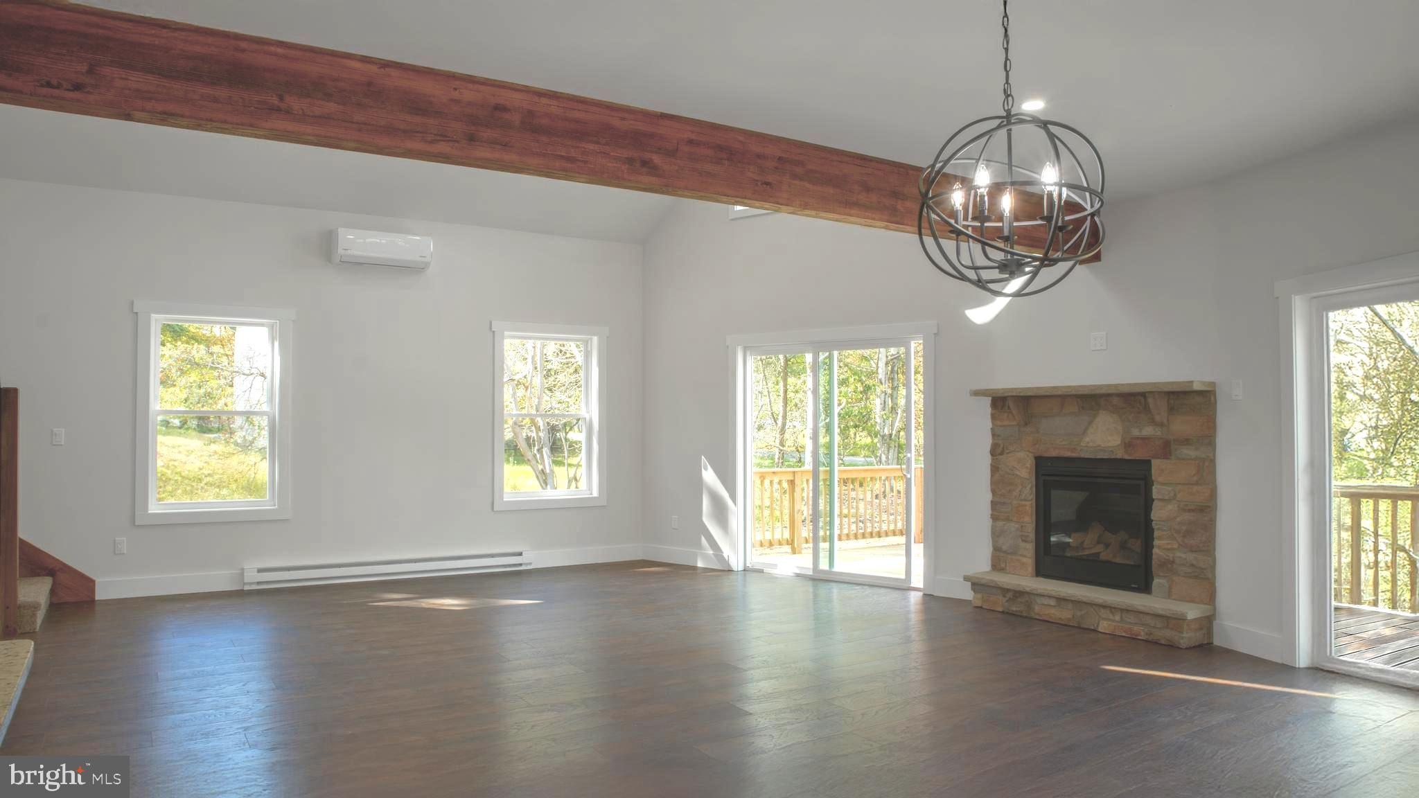 TOWAMENSING TRAIL - Residential