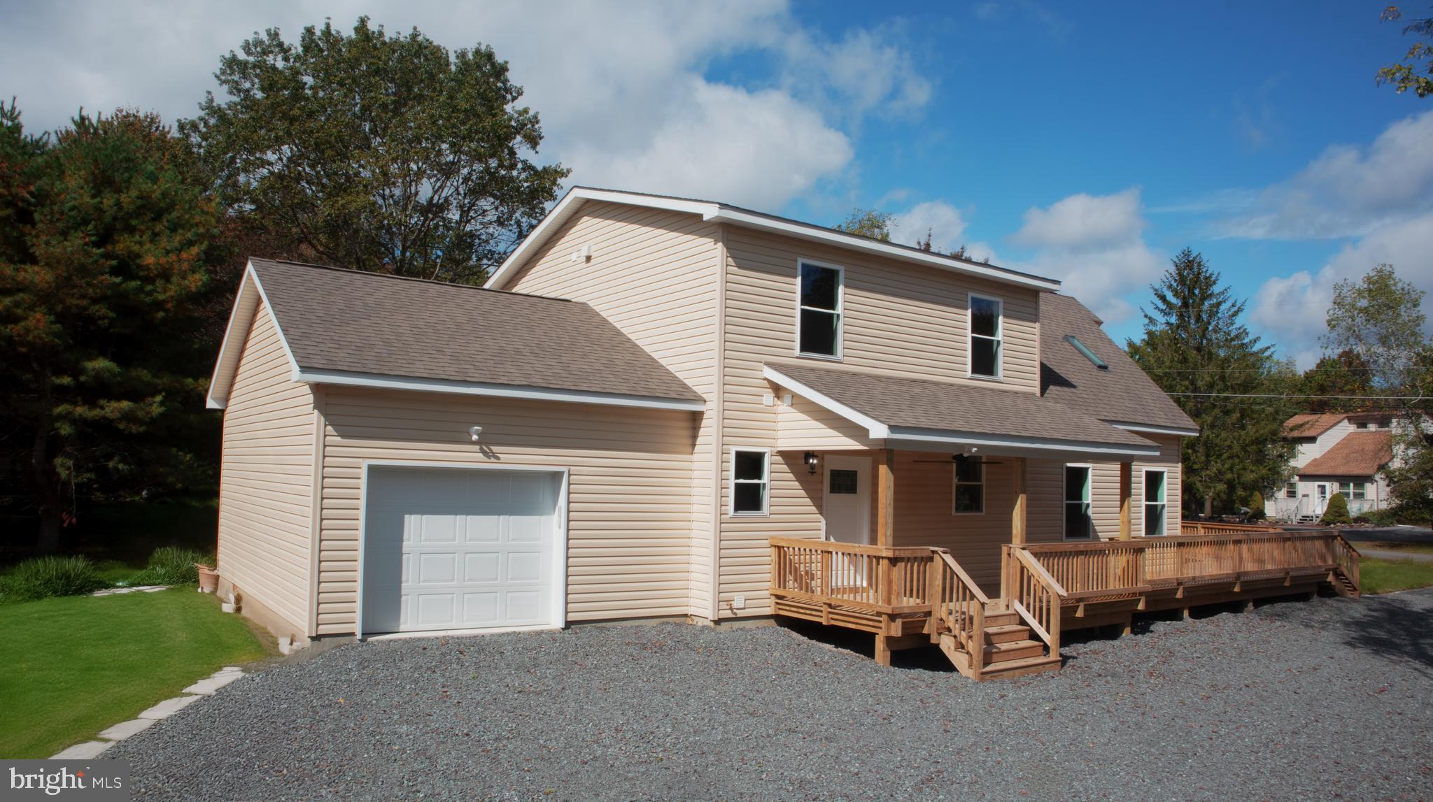 TOWAMENSING TRAIL - Residential