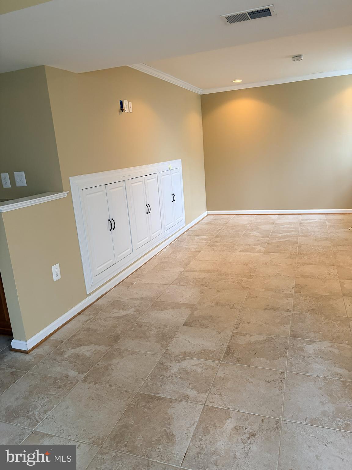 SETTLE WOODS SUB - Residential Lease