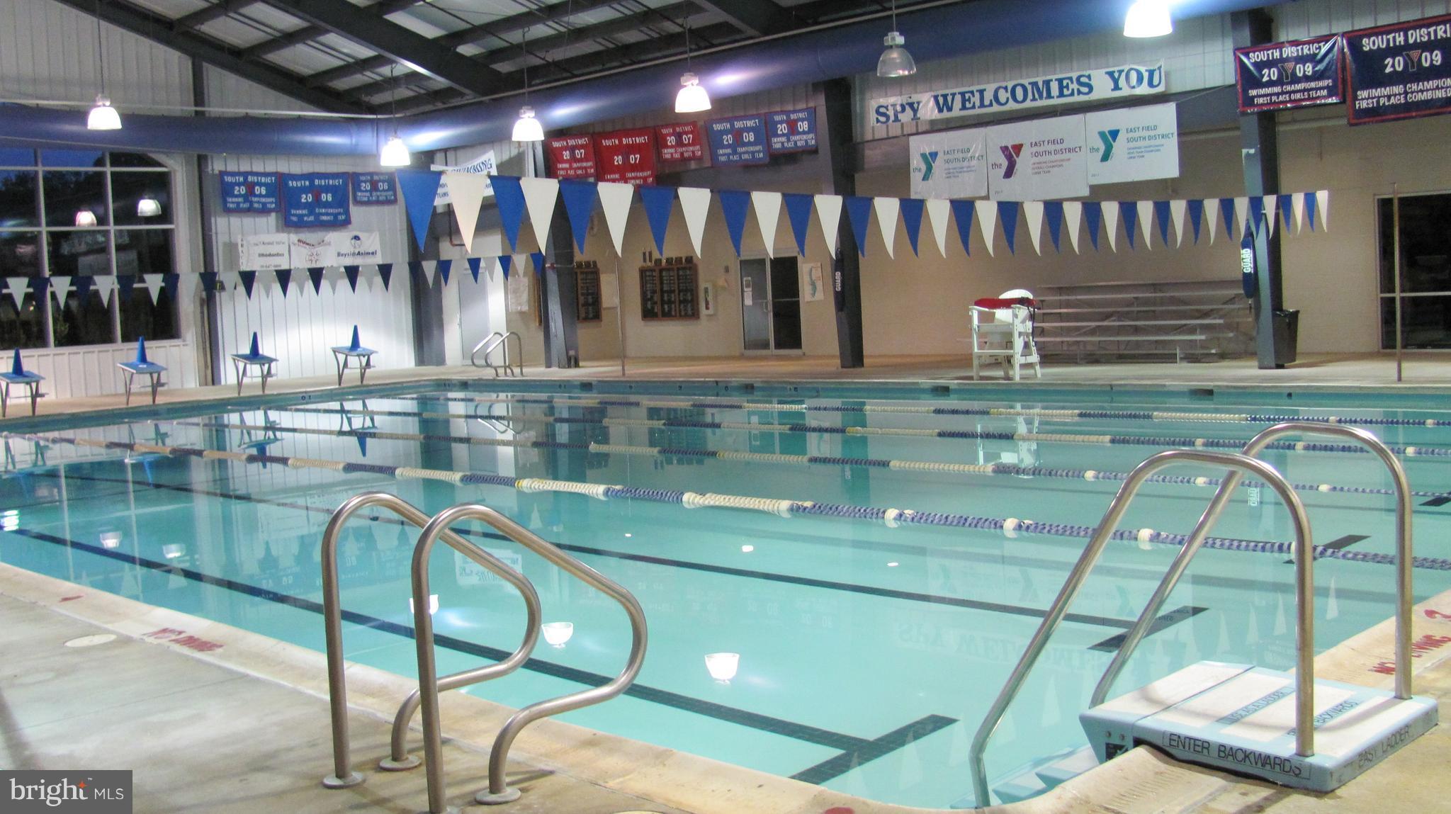 ROBINSON KNOLLS - Residential