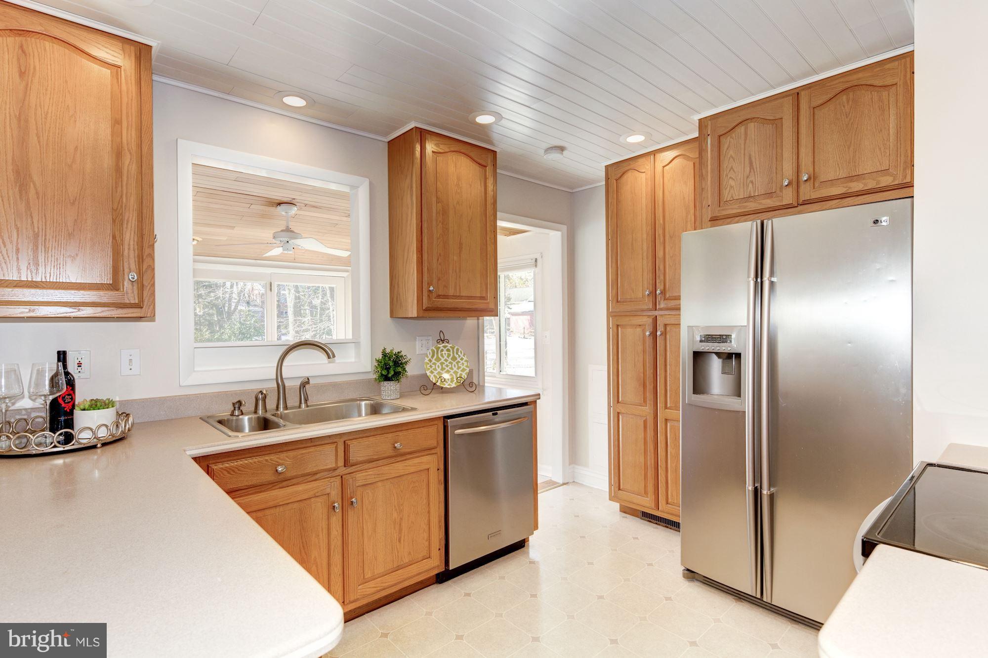 ROBINSON KNOLLS - Residential