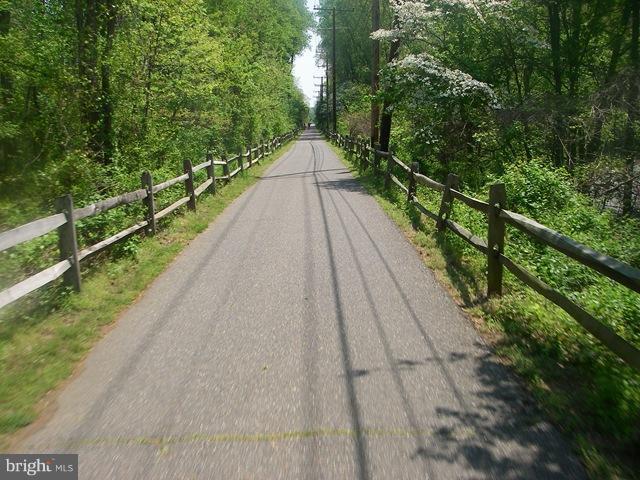 ROBINSON KNOLLS - Residential