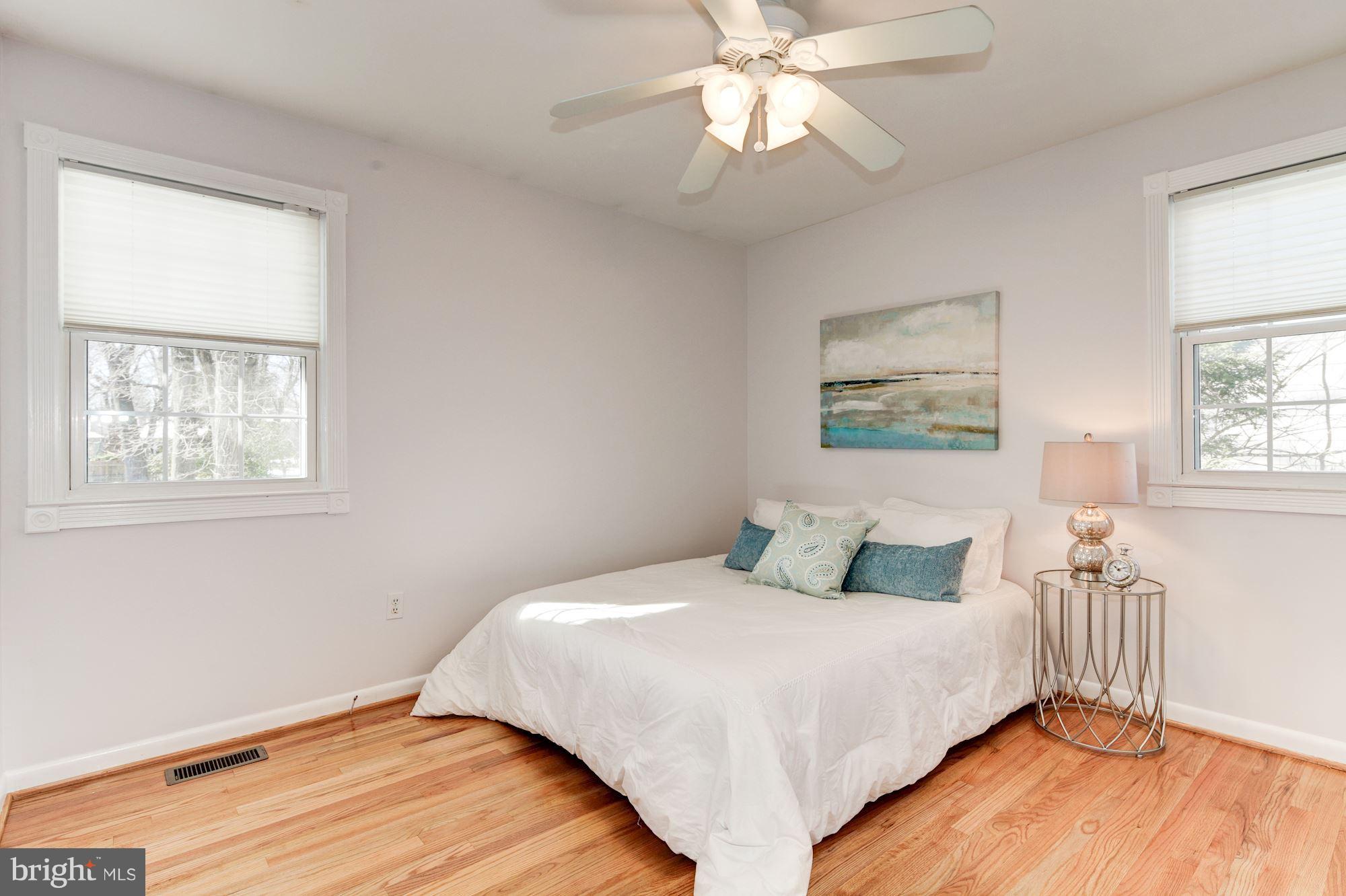 ROBINSON KNOLLS - Residential