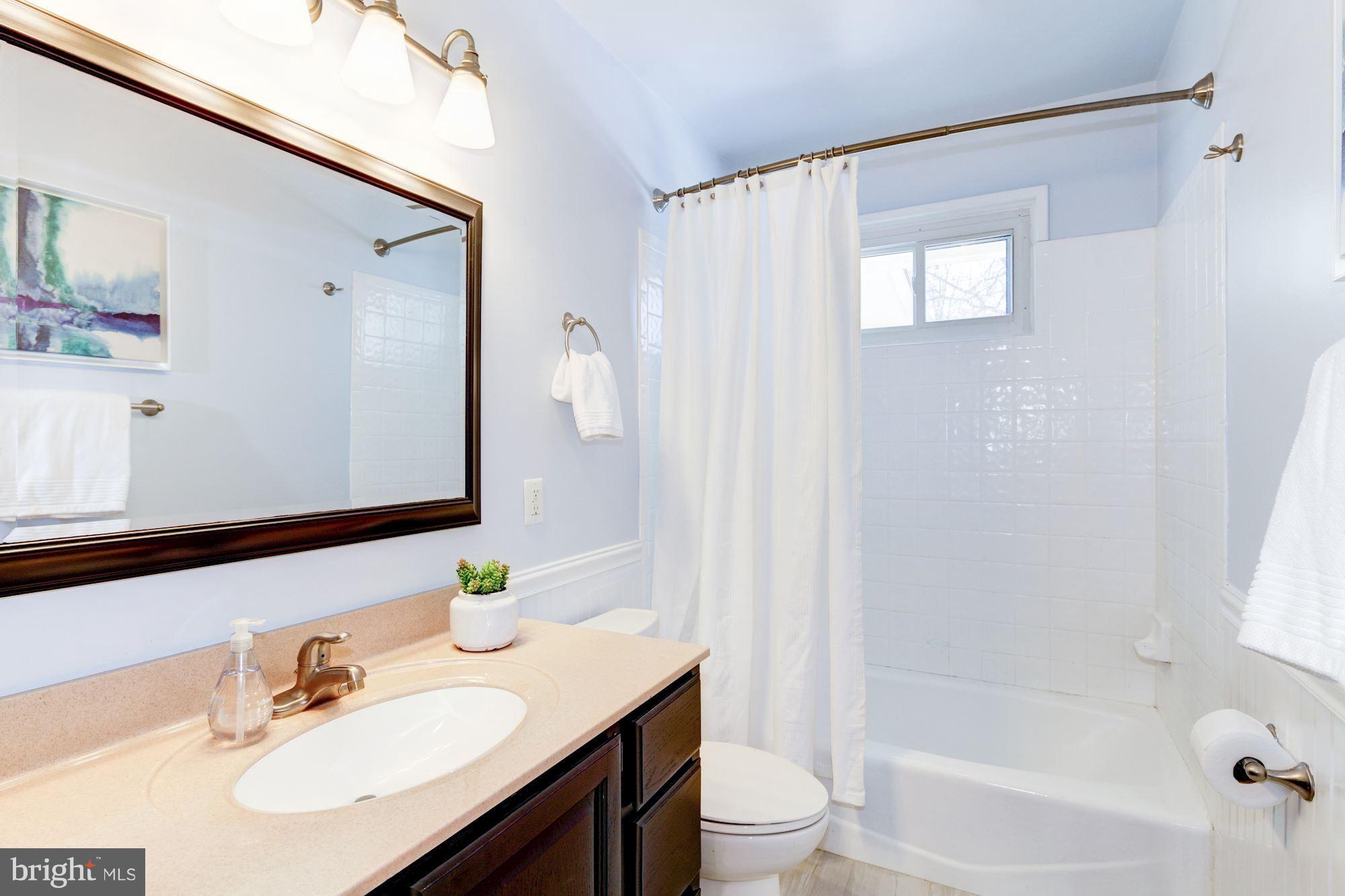 ROBINSON KNOLLS - Residential