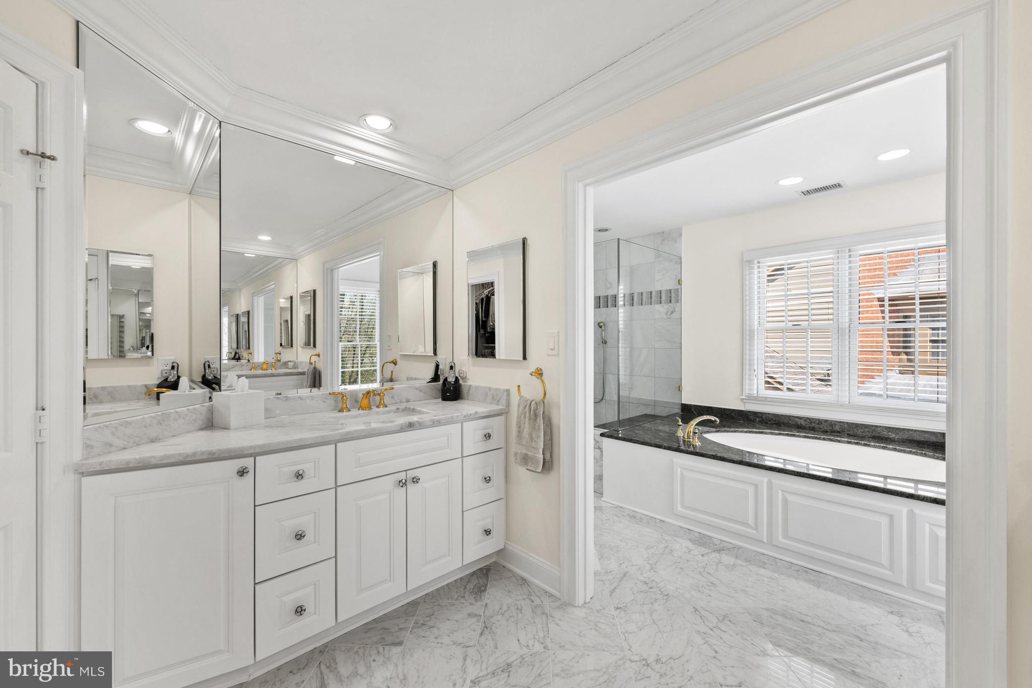 AVENEL - Residential Lease