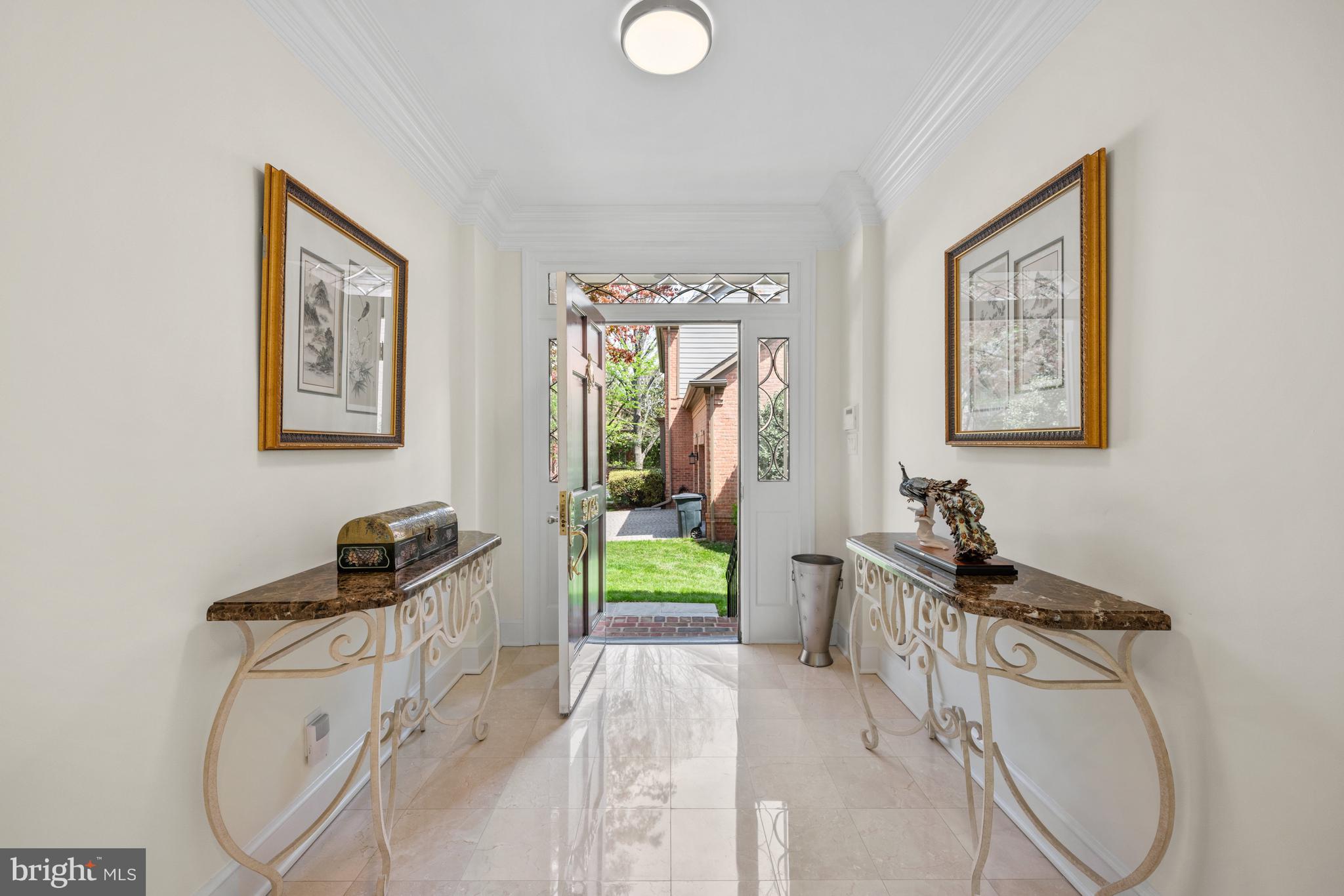 AVENEL - Residential Lease