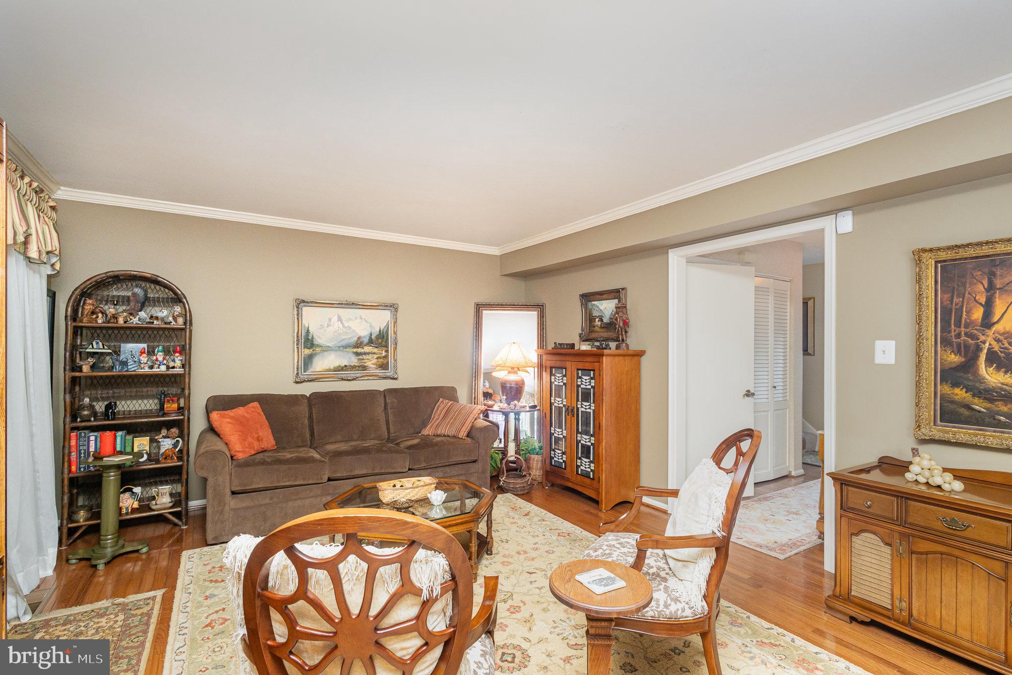 LAKE RIDGE/PROMONTRY OAK - Residential