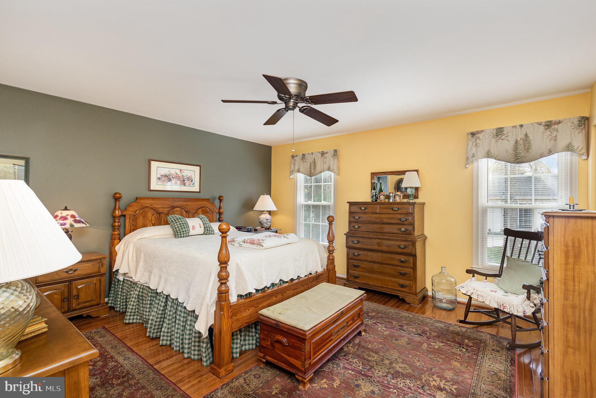 LAKE RIDGE/PROMONTRY OAK - Residential