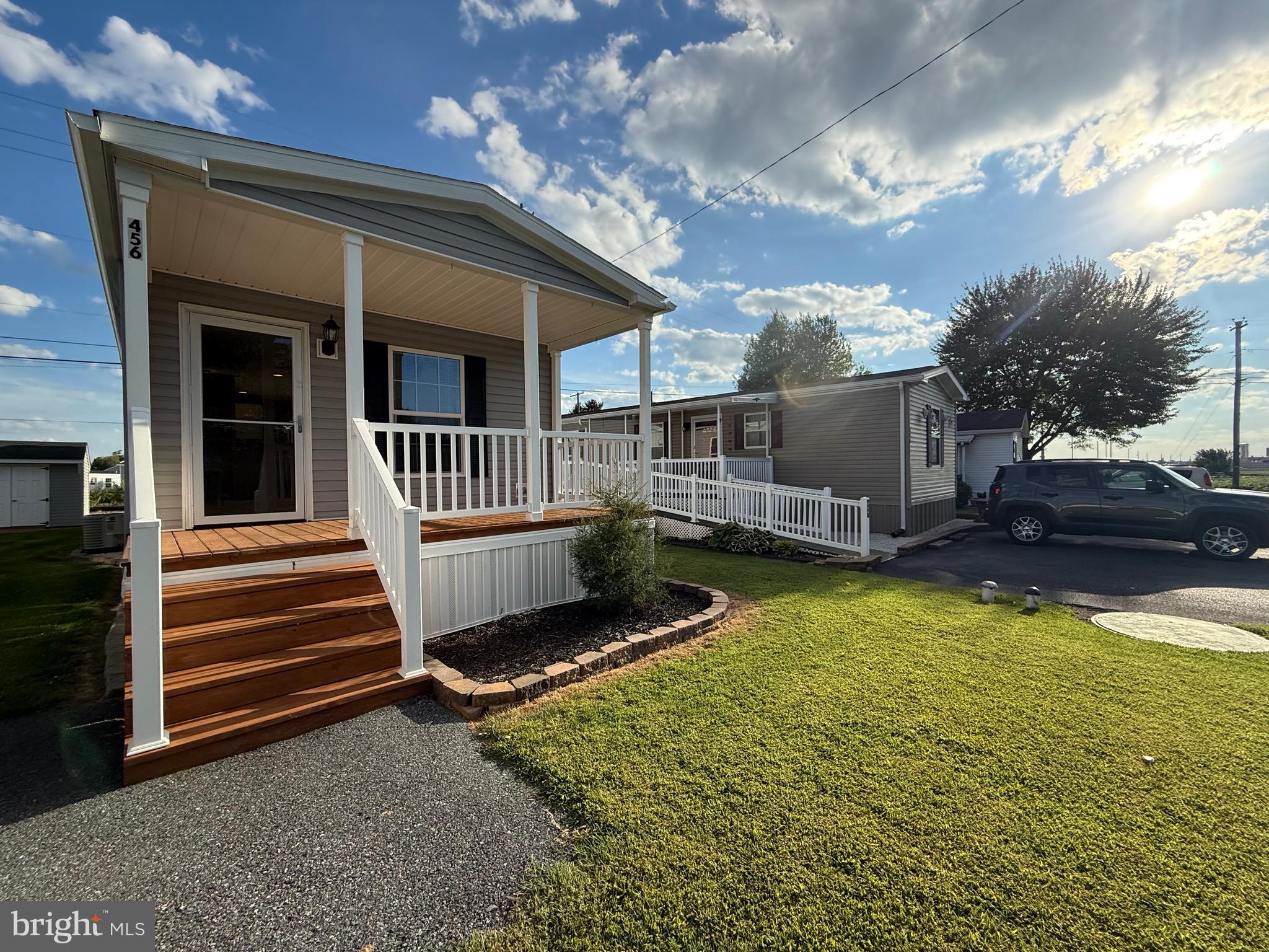 GROFFDALE MHP - Residential