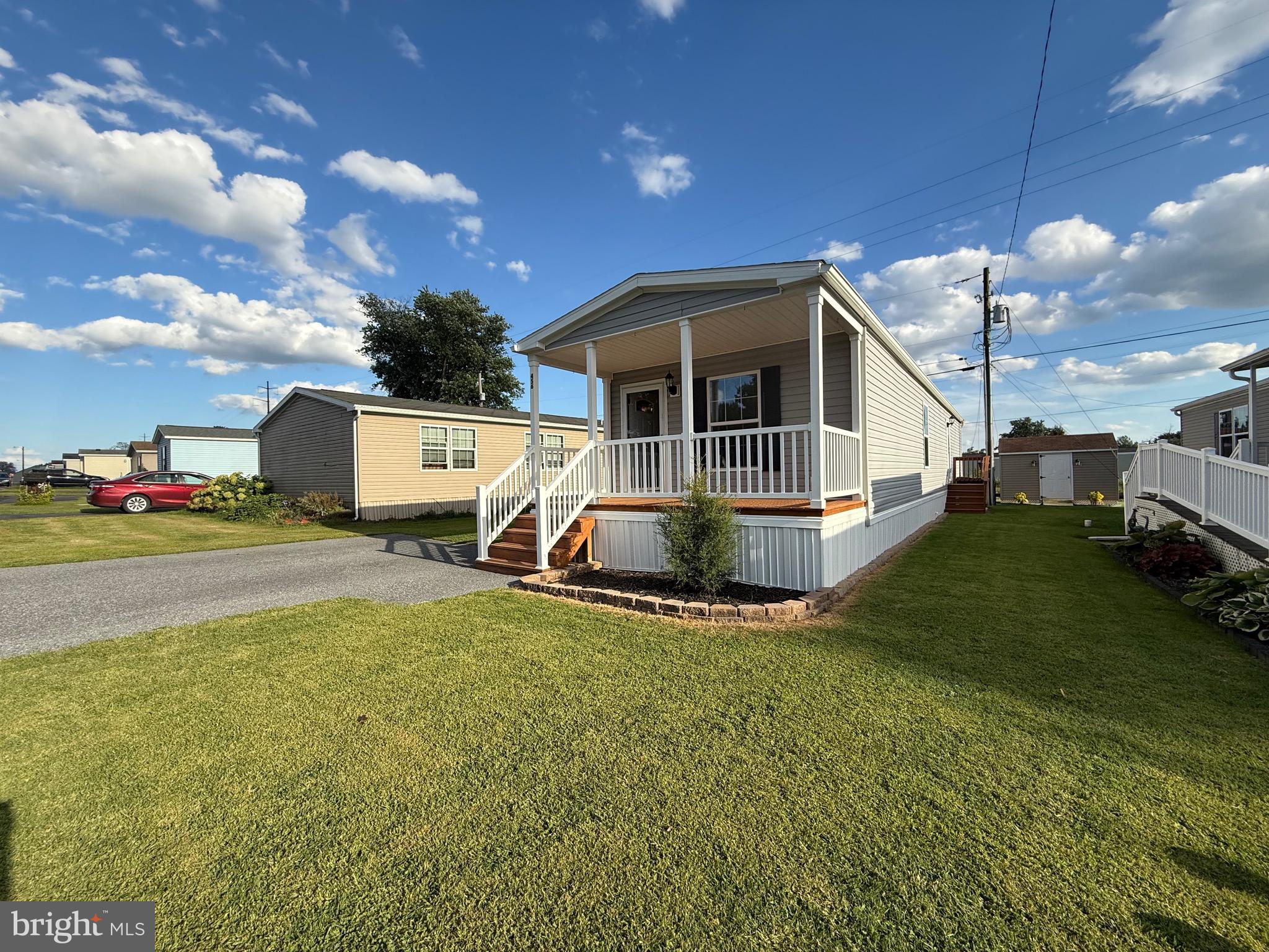 GROFFDALE MHP - Residential